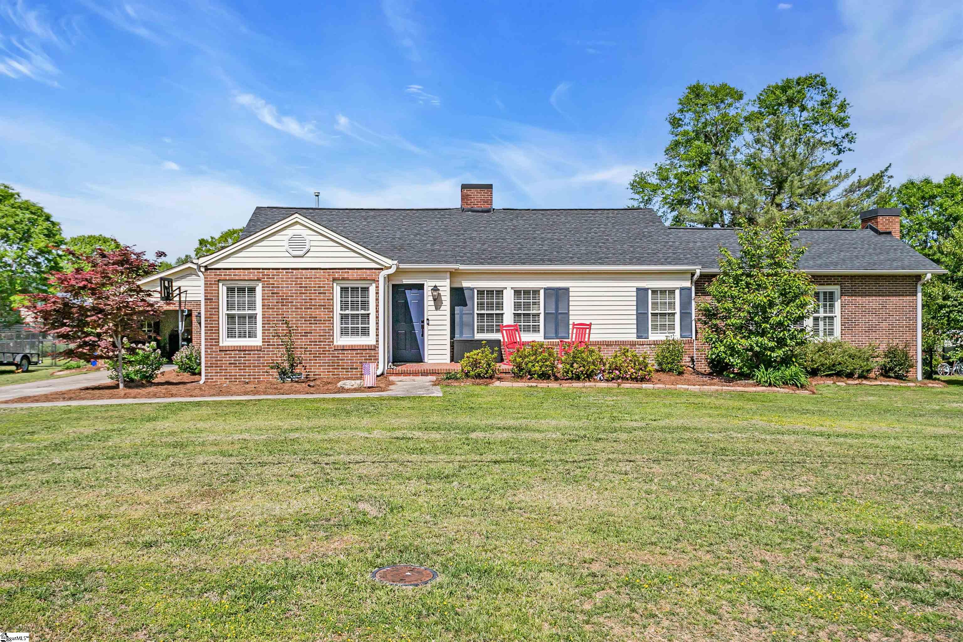 204 Thackston Street Property Photo