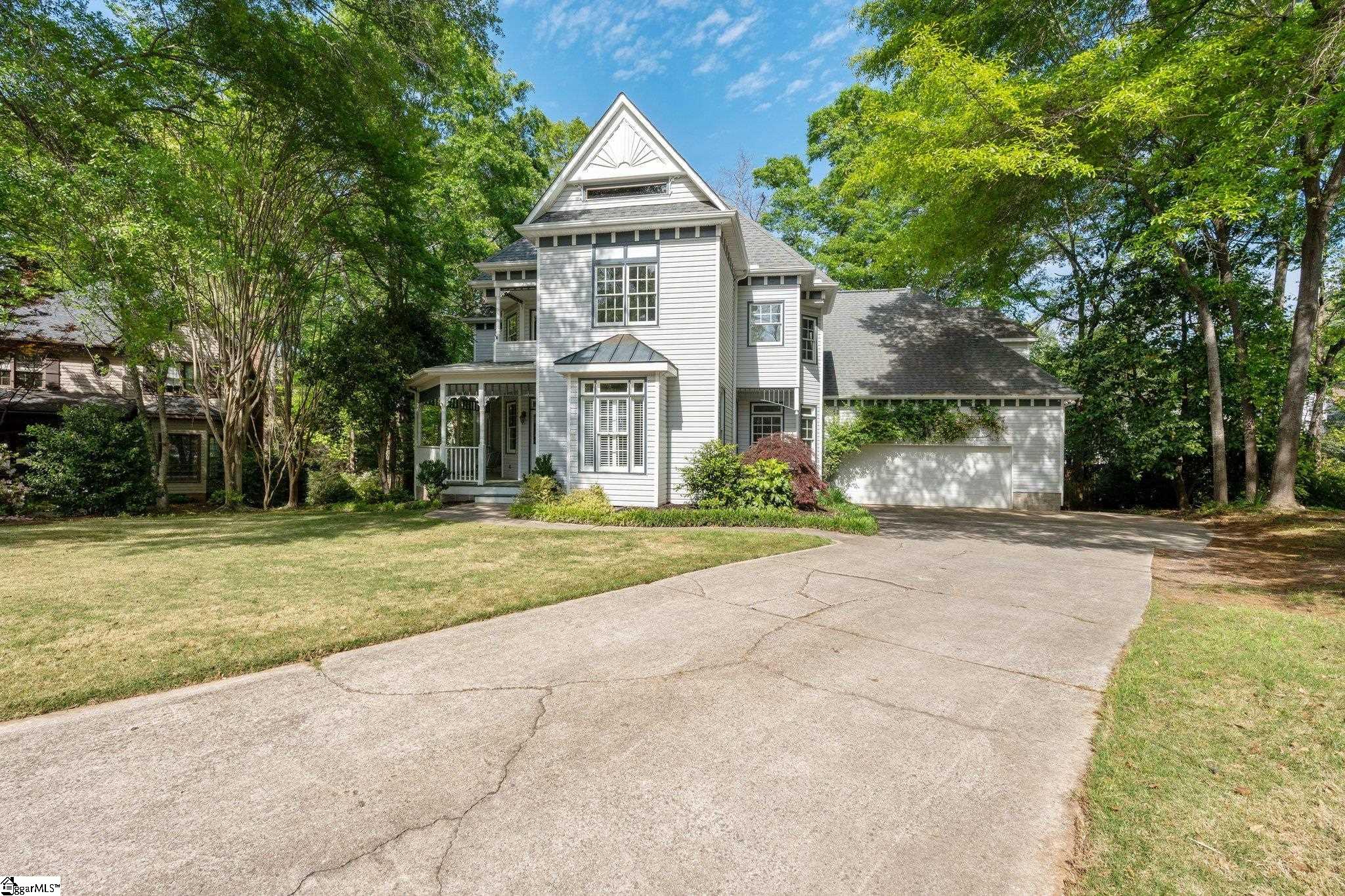 8 Atchison Way Property Photo