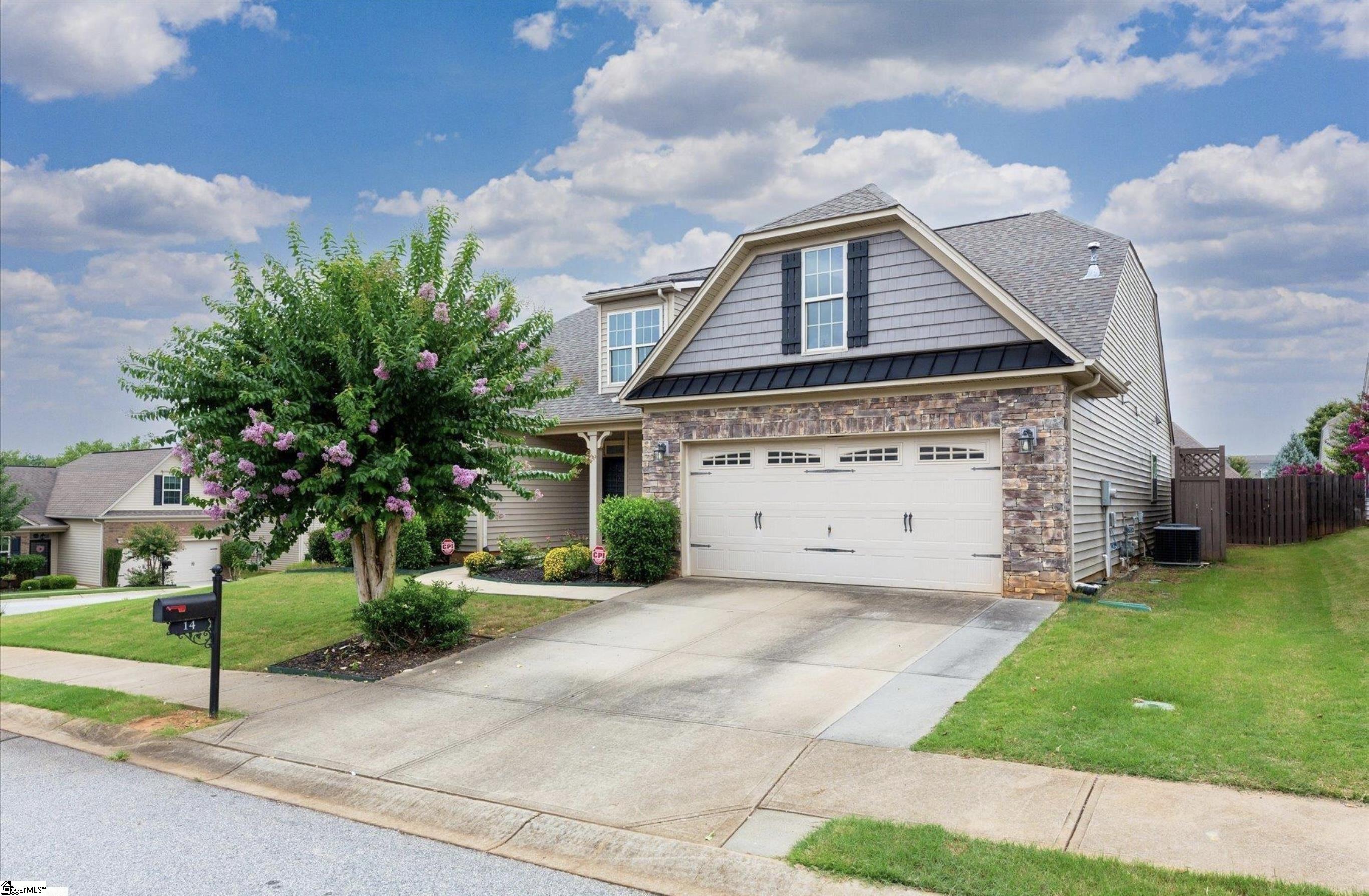 Rudolph Gordon Real Estate Listings Main Image