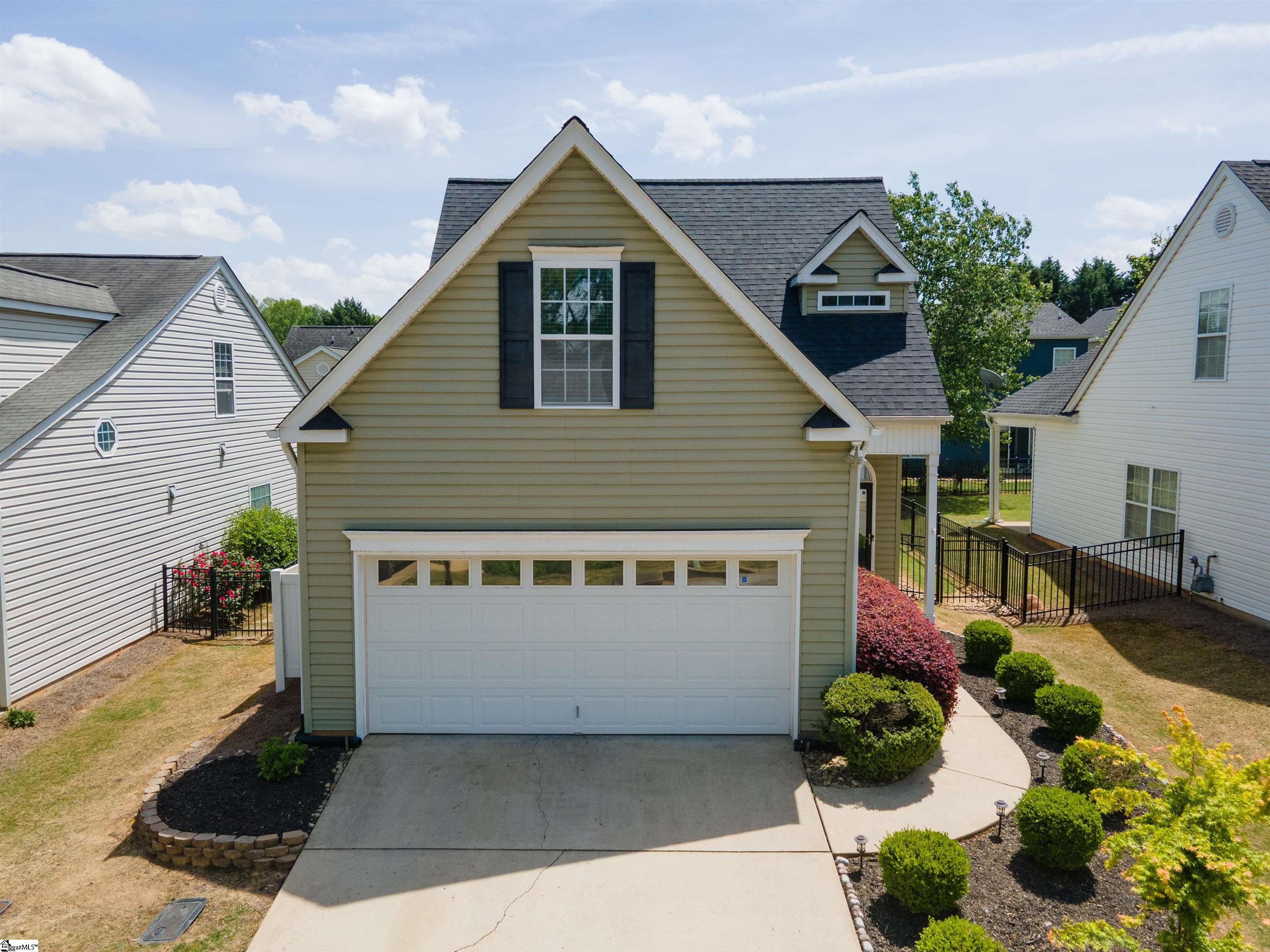 130 Ledgewood Way Property Photo 1