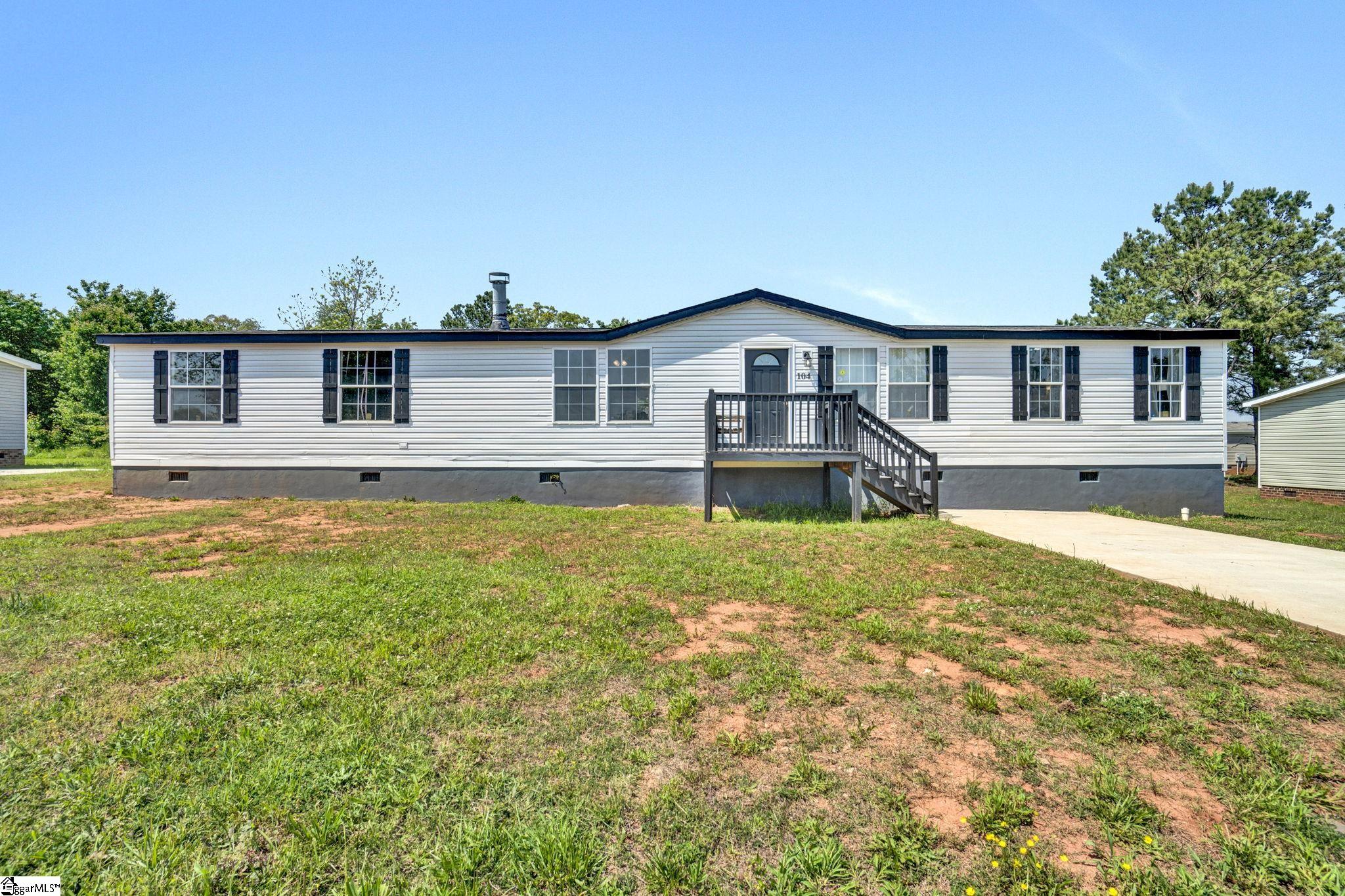 104 Garrett Maxwell Road Property Photo