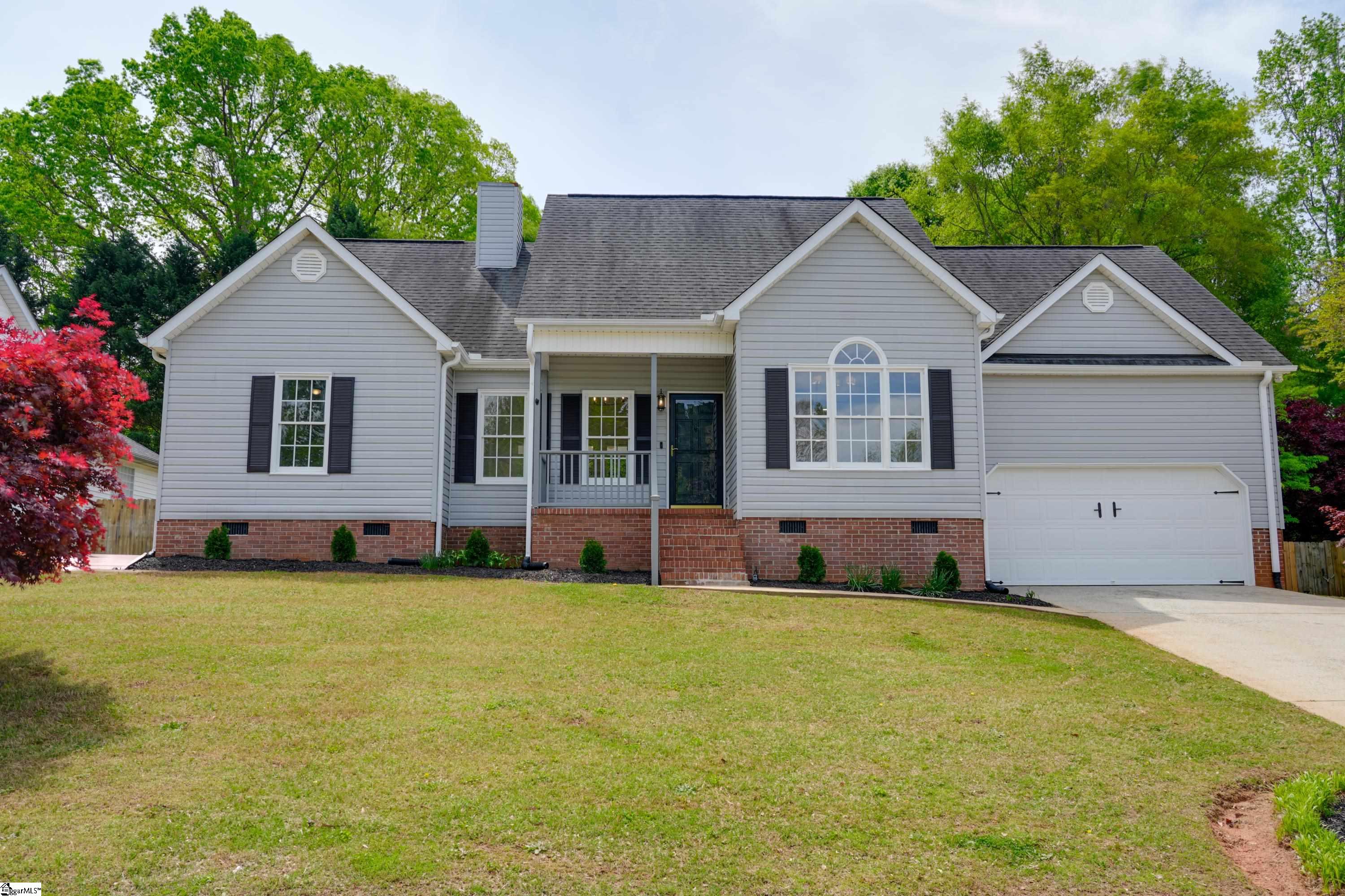 303 Fairwood Drive Property Photo