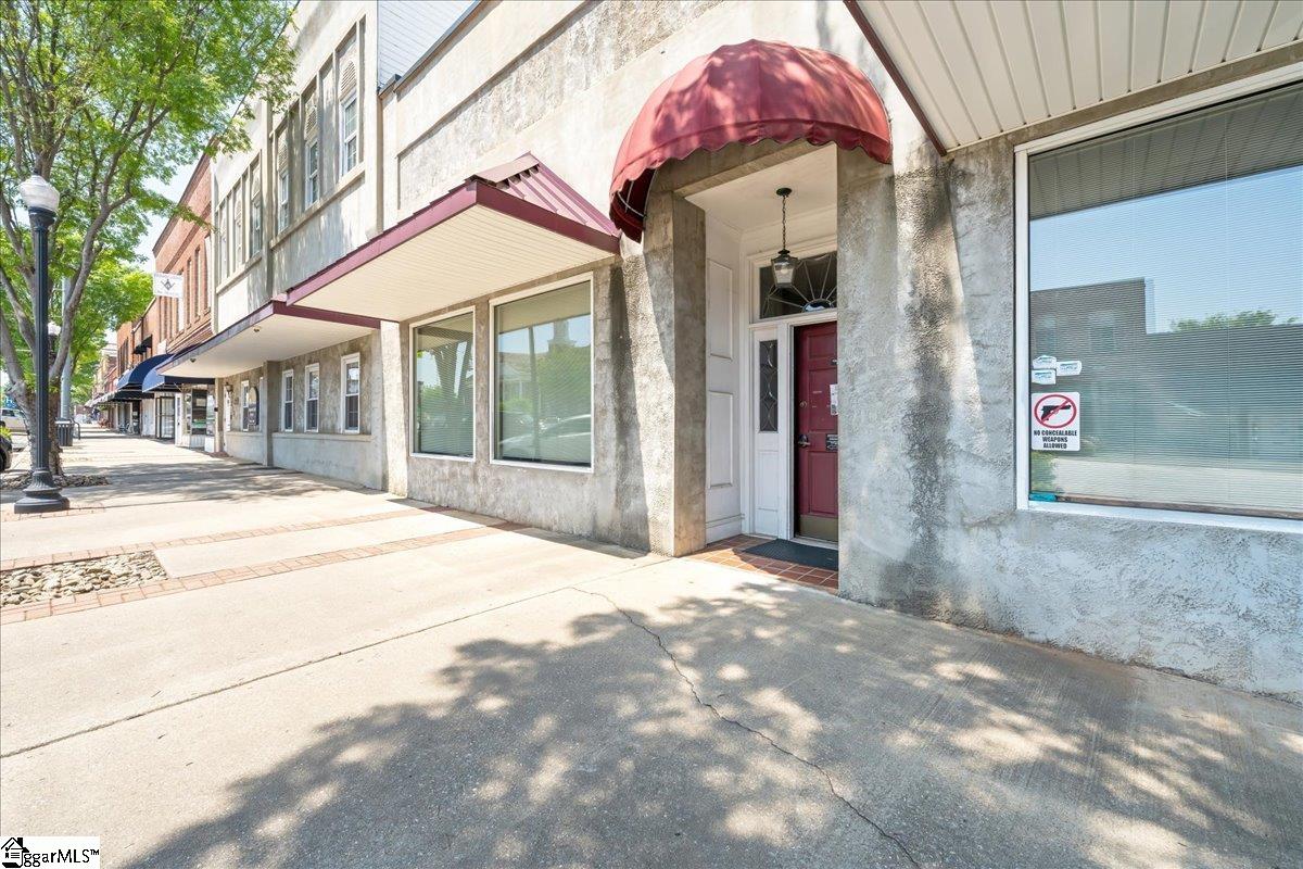 311 E Main Street Property Photo