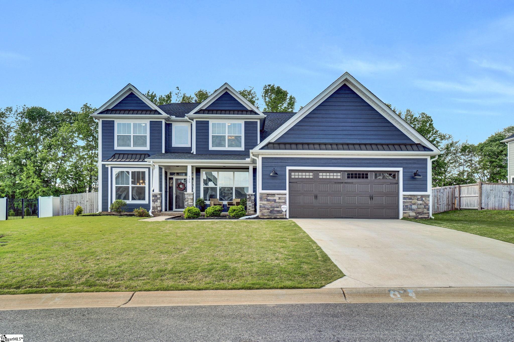 729 Amherst Glen Drive Property Photo