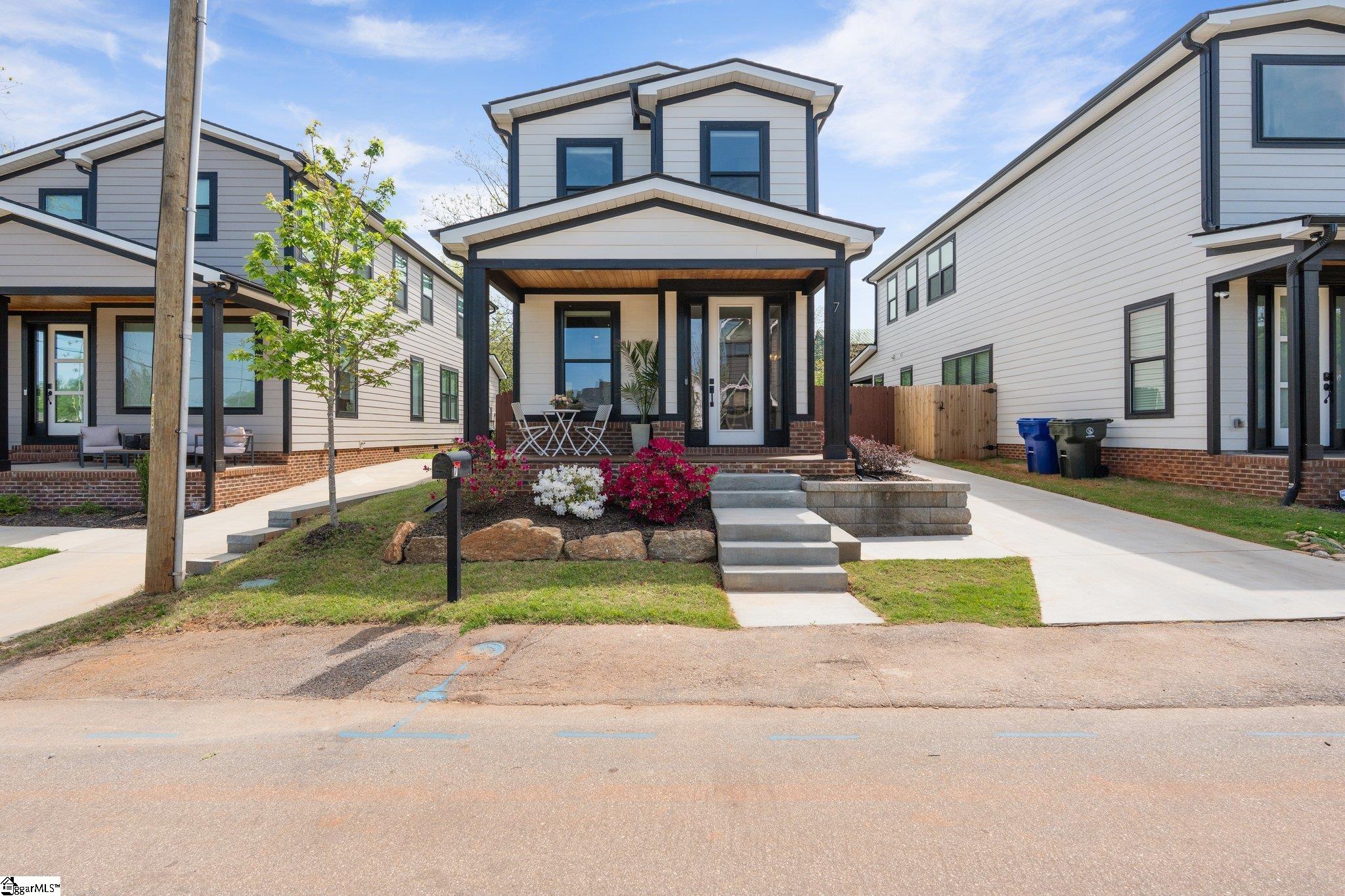 7 Dean Street Property Photo