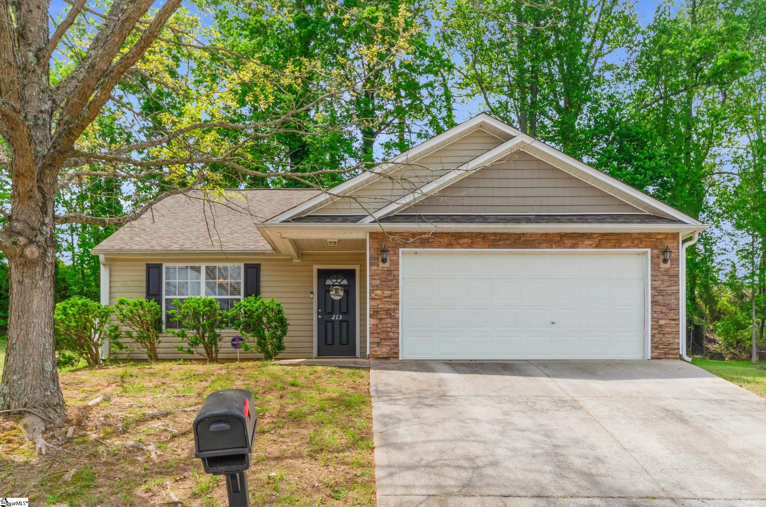 213 Haven Reach Way Property Photo