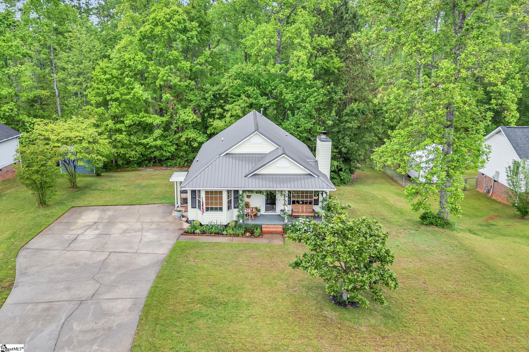 128 Motor Boat Club Road Property Photo