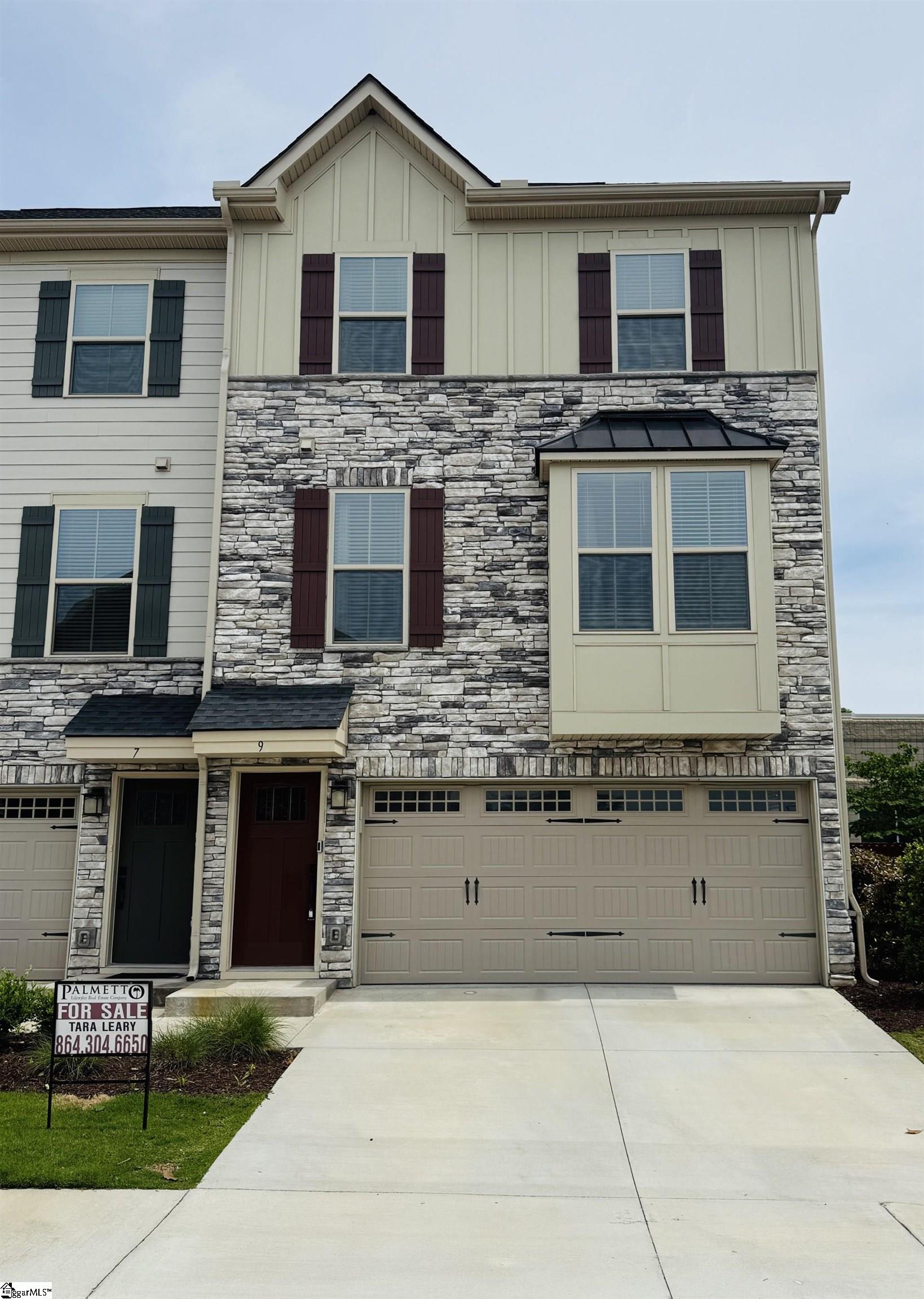 9 Eagle Wood Drive Property Photo 1
