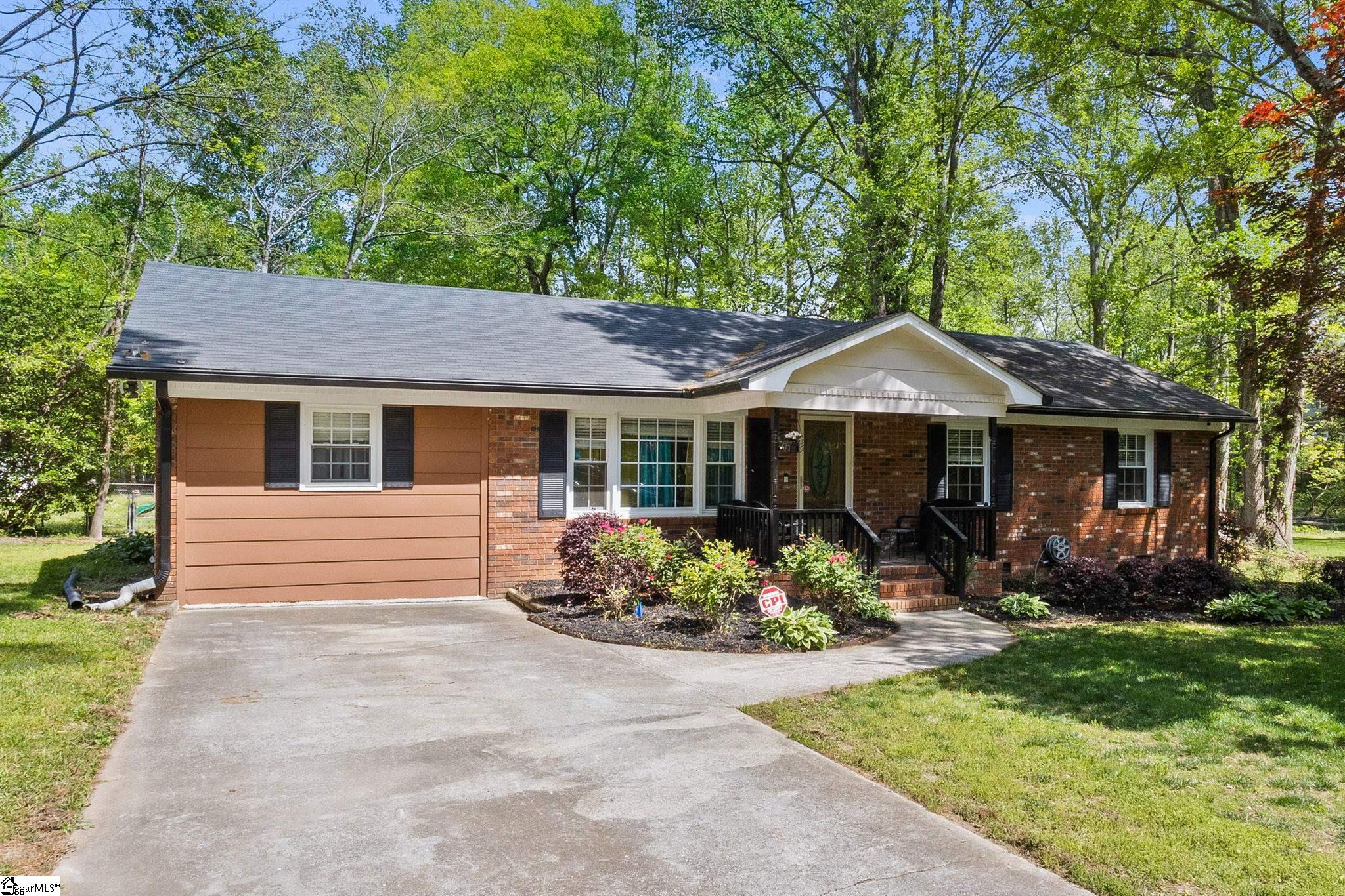 3 Creighton Court Property Photo