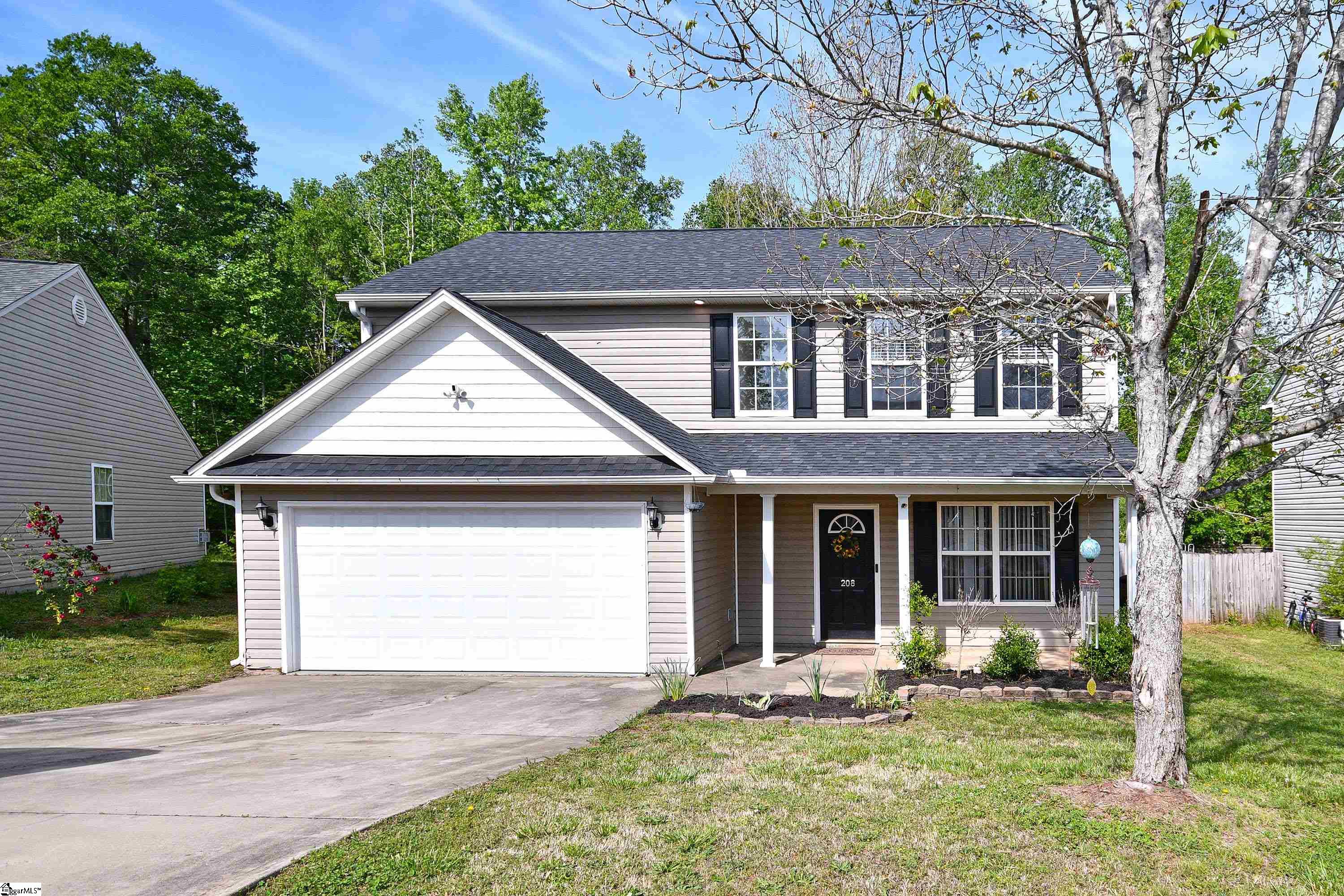 Greenville County Real Estate Listings Main Image