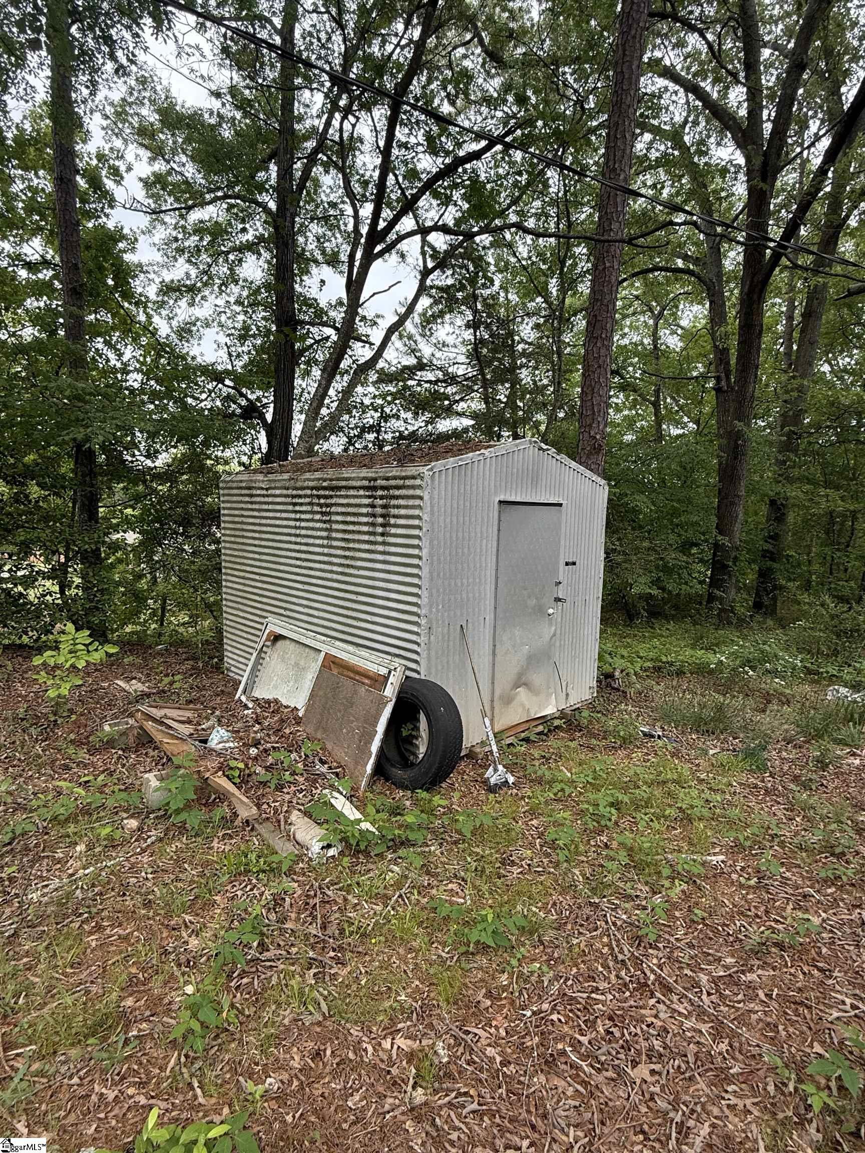 127 Davis Street Property Photo 5