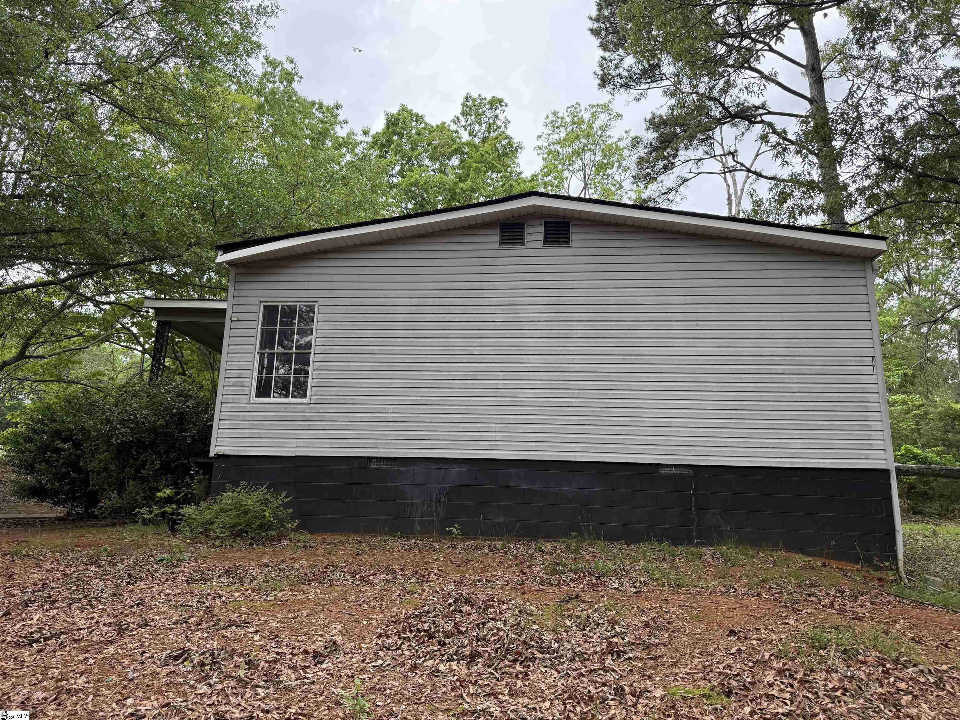 127 Davis Street Property Photo 7
