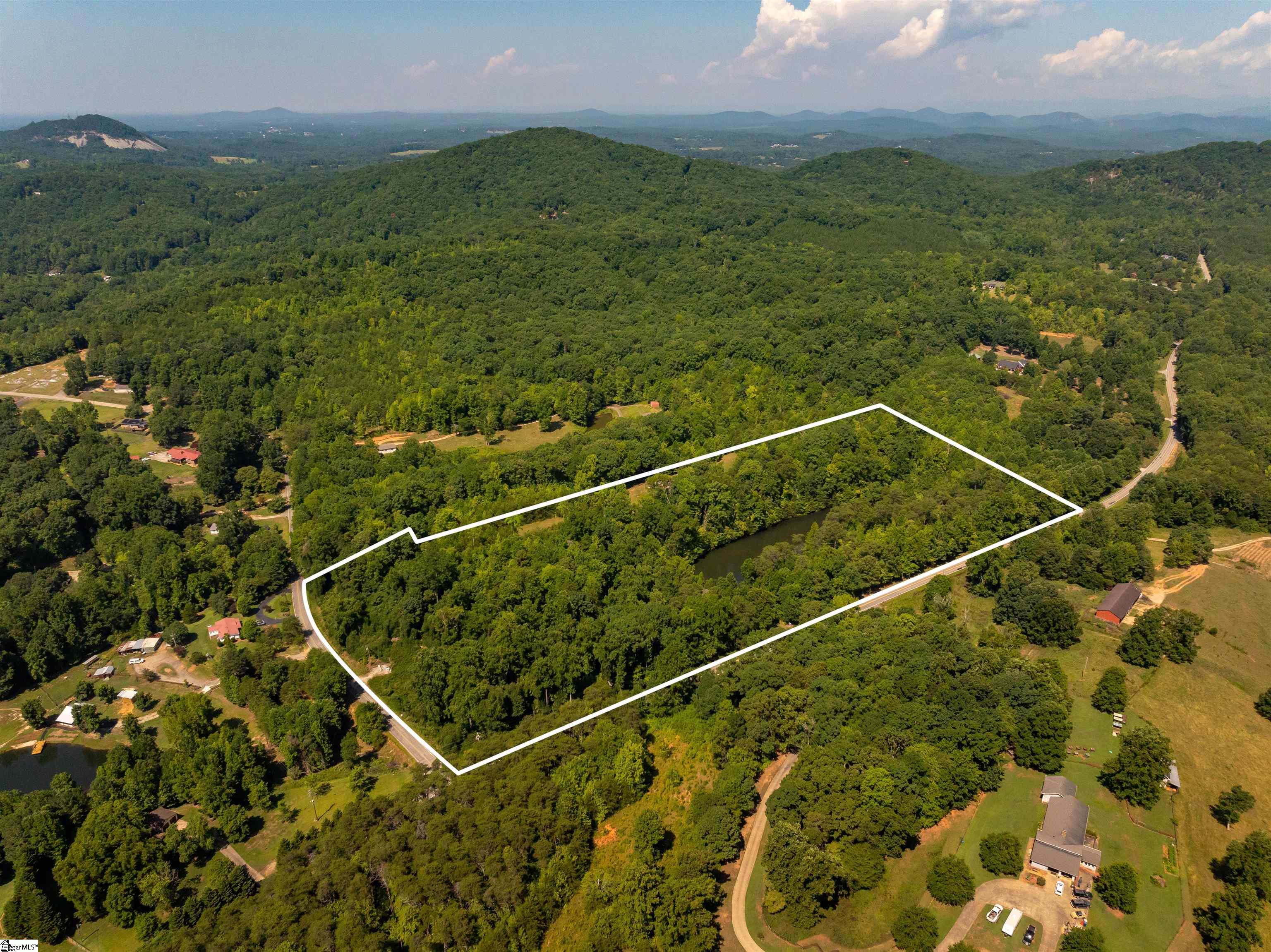 890 Earls Bridge Road Property Photo