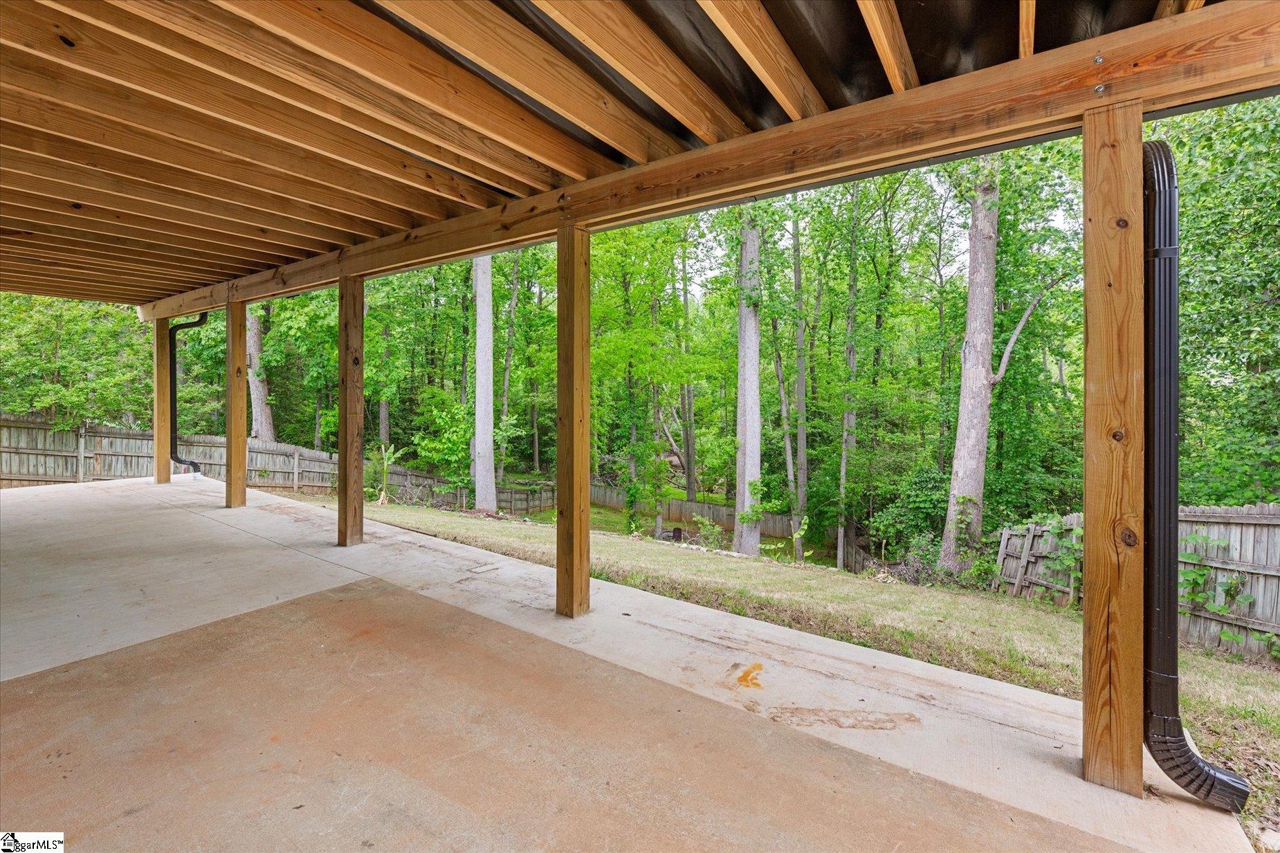 413 Woolridge Way Property Photo 8