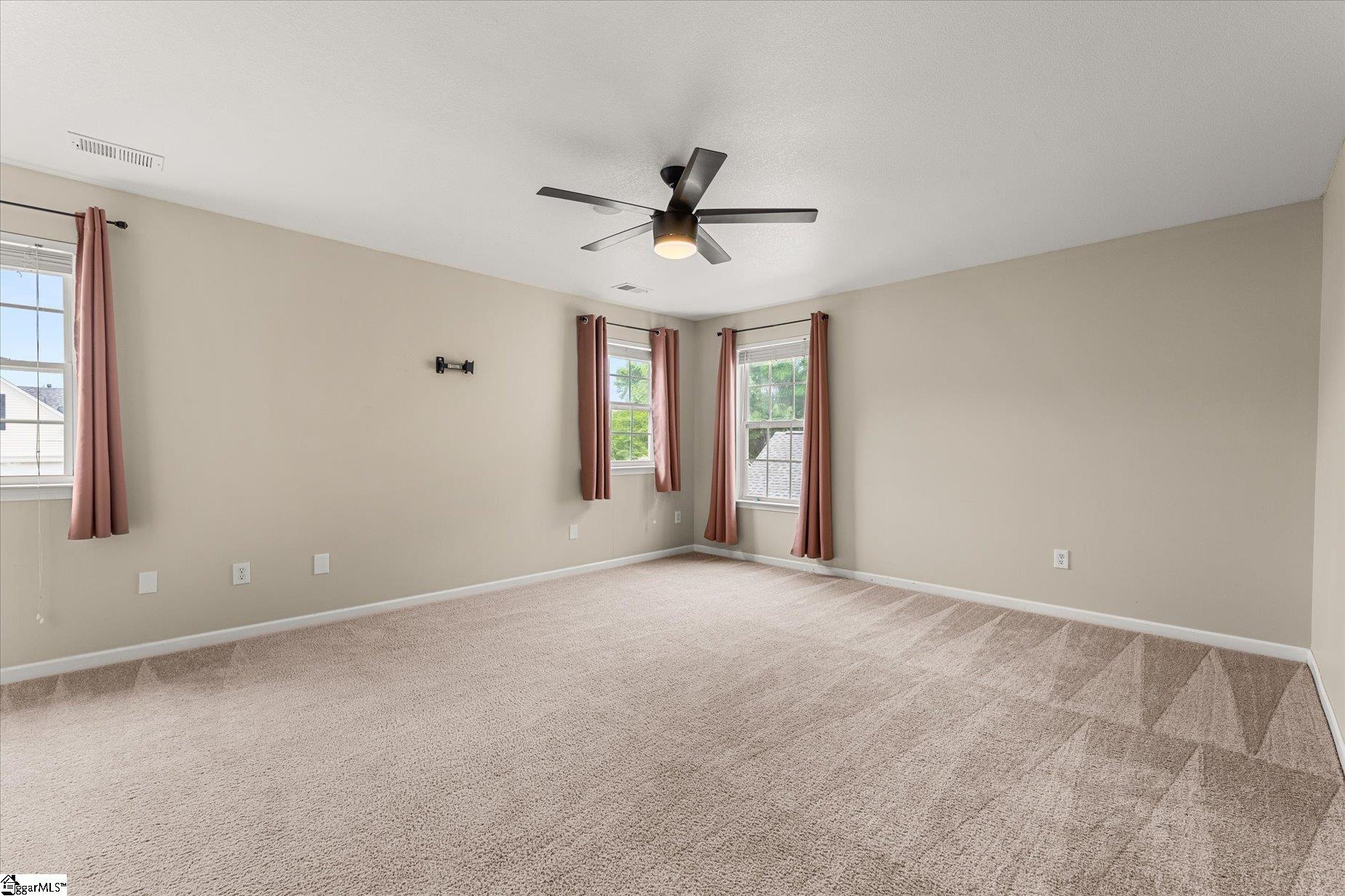 413 Woolridge Way Property Photo 24
