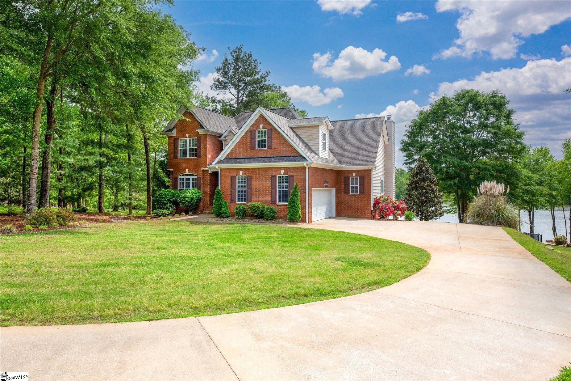 611 Star Drive Property Photo 1