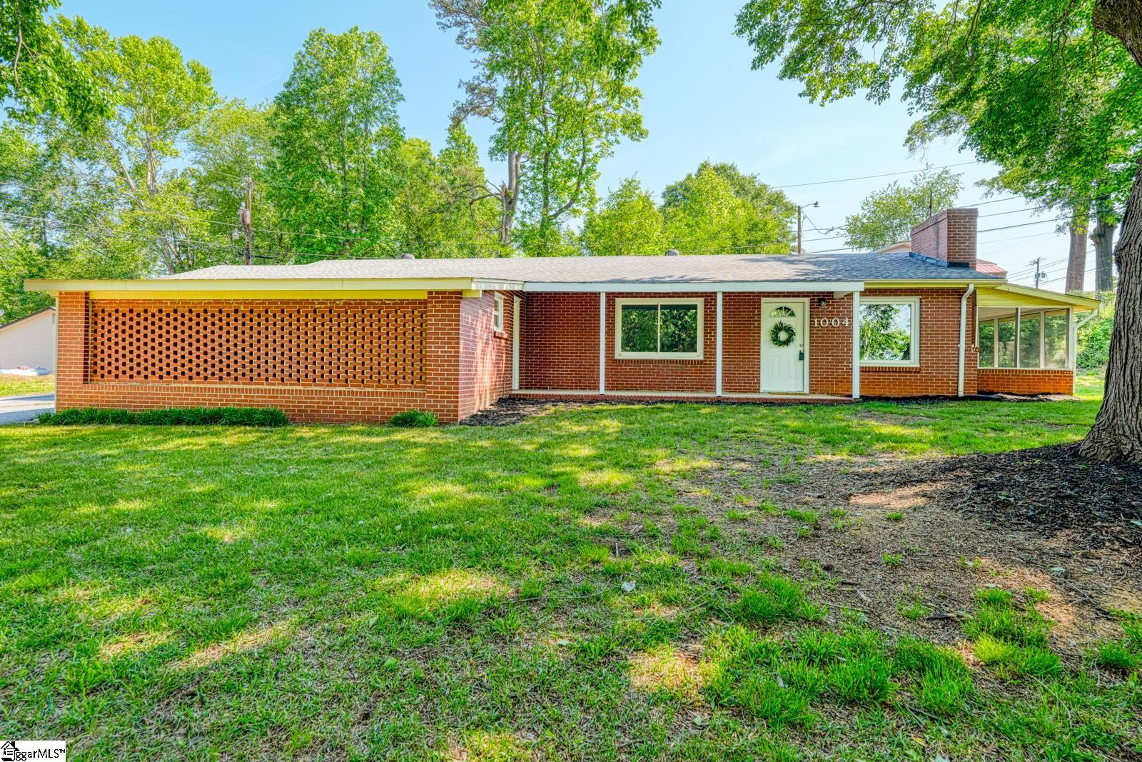1004 Blanton Place Property Photo 1
