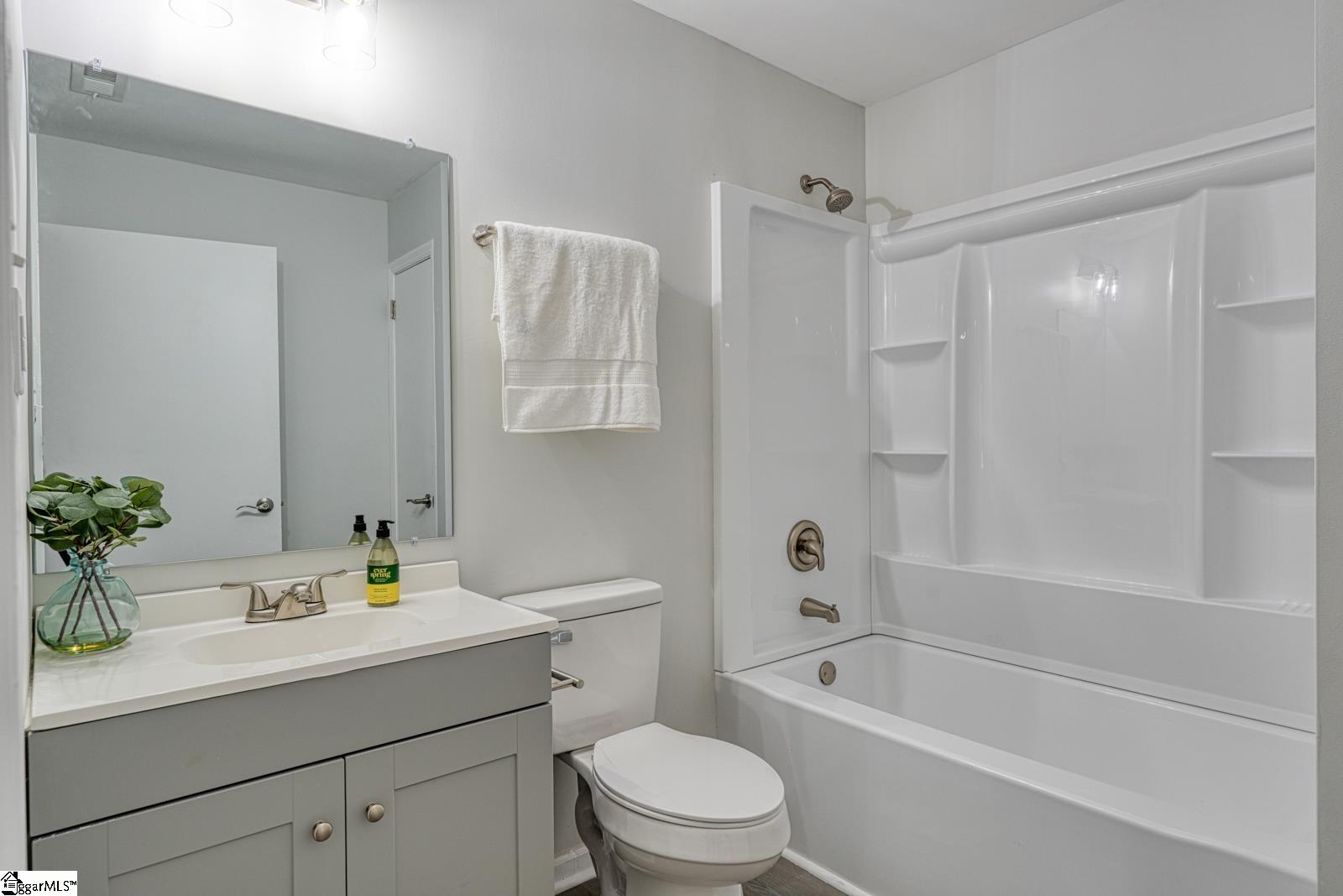 1004 Blanton Place Property Photo 16