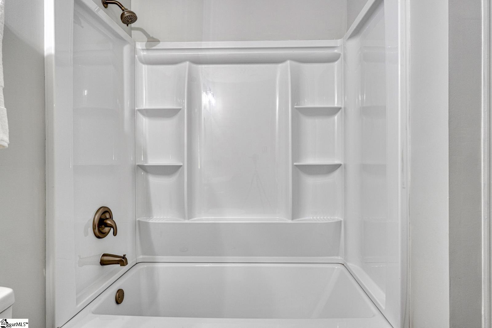 1004 Blanton Place Property Photo 18