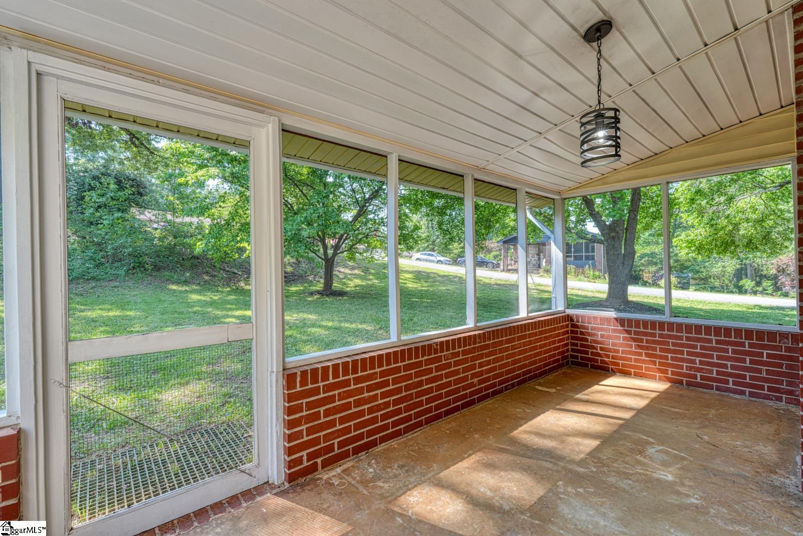 1004 Blanton Place Property Photo 28