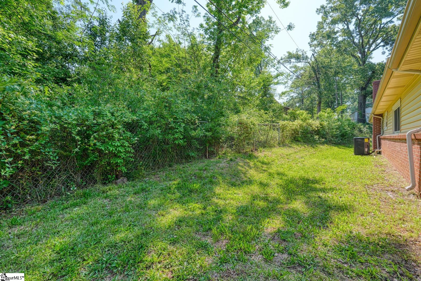 1004 Blanton Place Property Photo 31