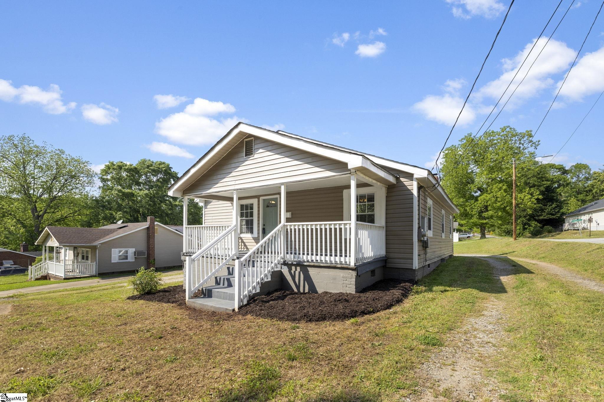 5 Vehorn Street Property Photo 2