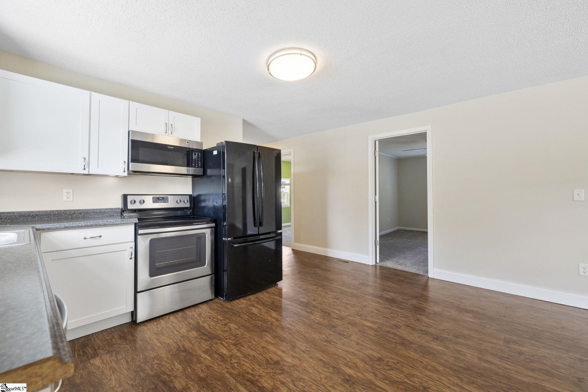 5 Vehorn Street Property Photo 12