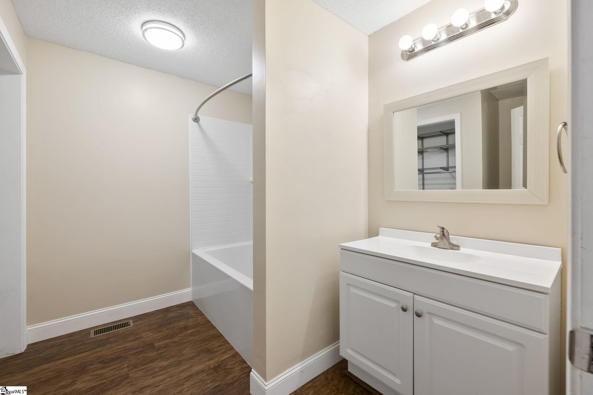 5 Vehorn Street Property Photo 19