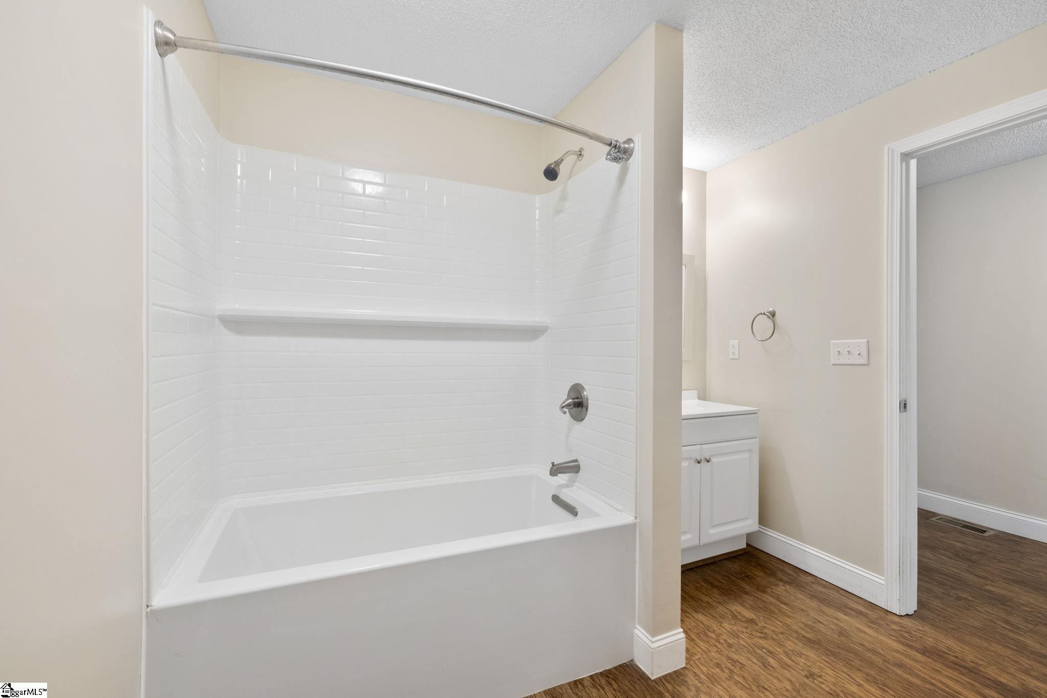 5 Vehorn Street Property Photo 20