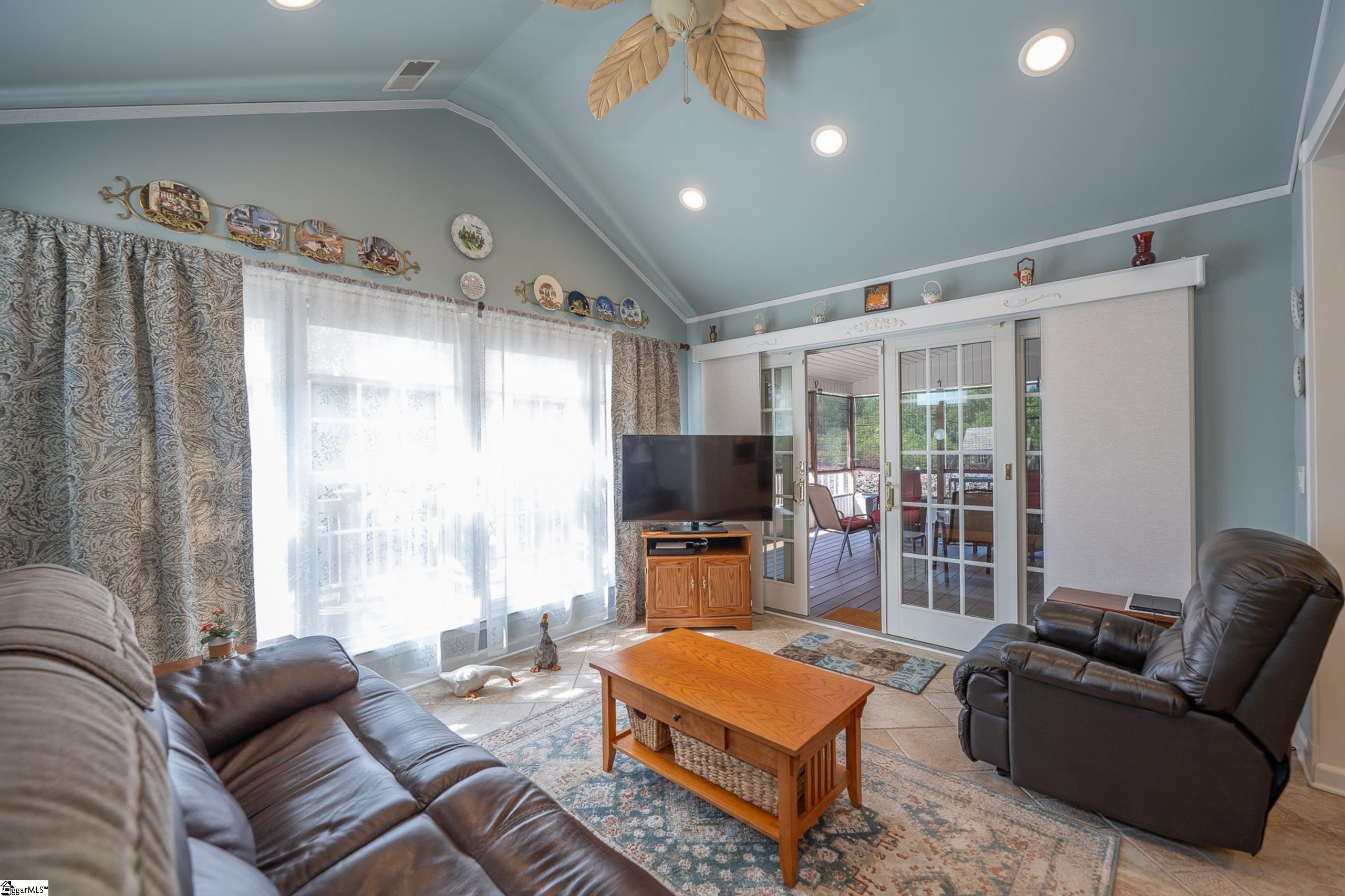 603 Buttermilk Court Property Photo 16
