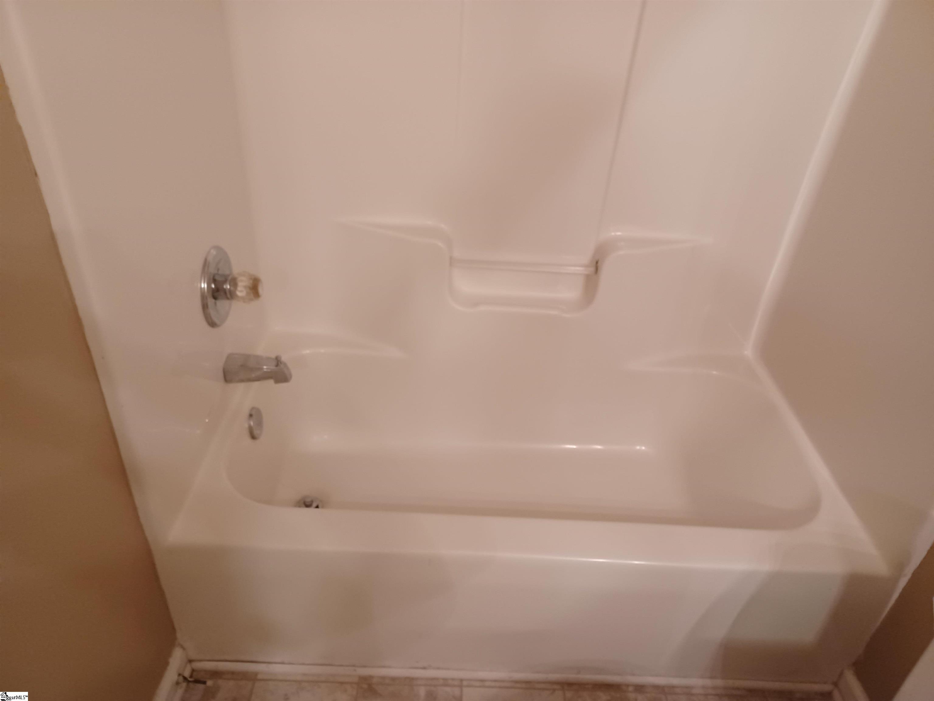 112 Huntress Drive Property Photo 17
