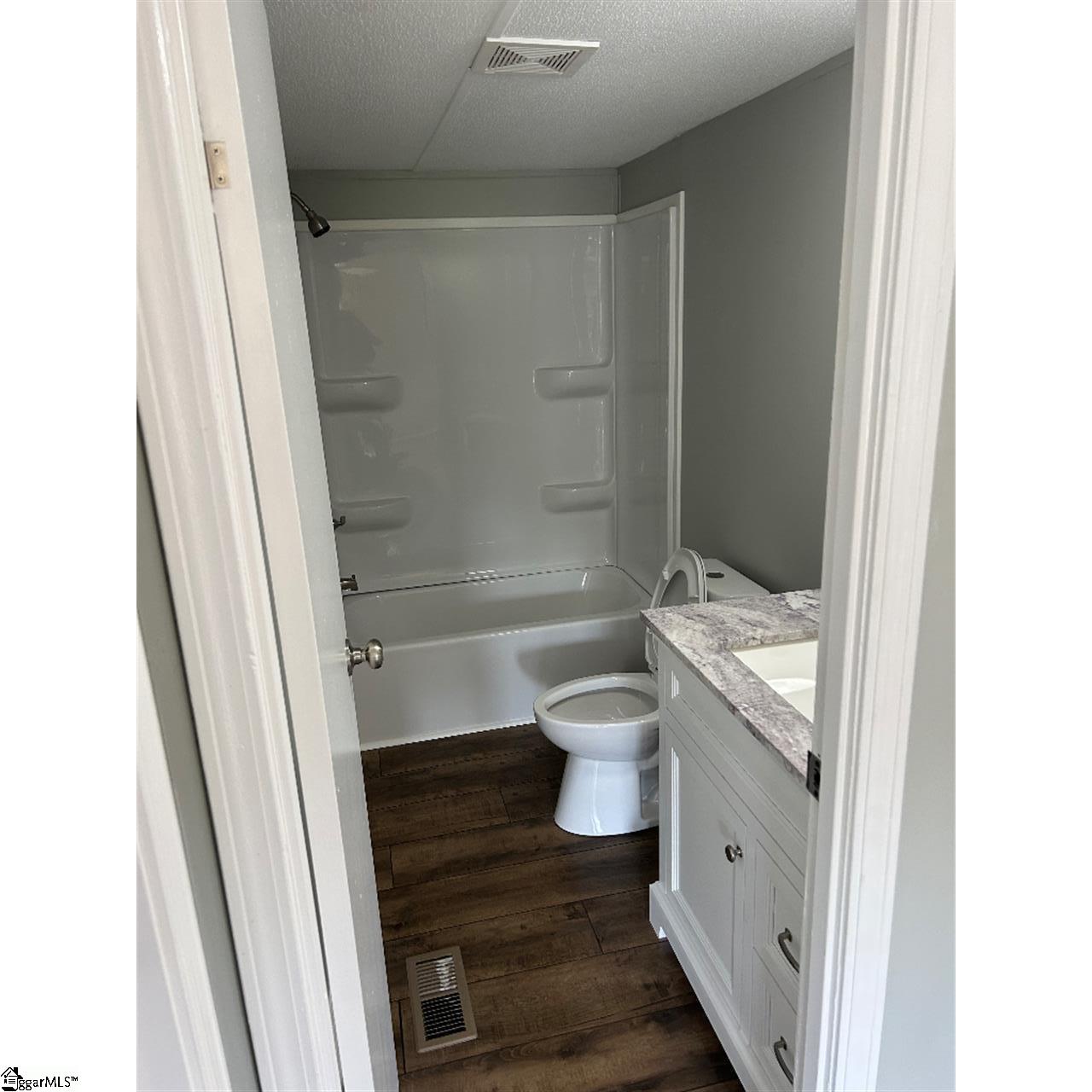 317 Beaver Pond Drive Property Photo 7