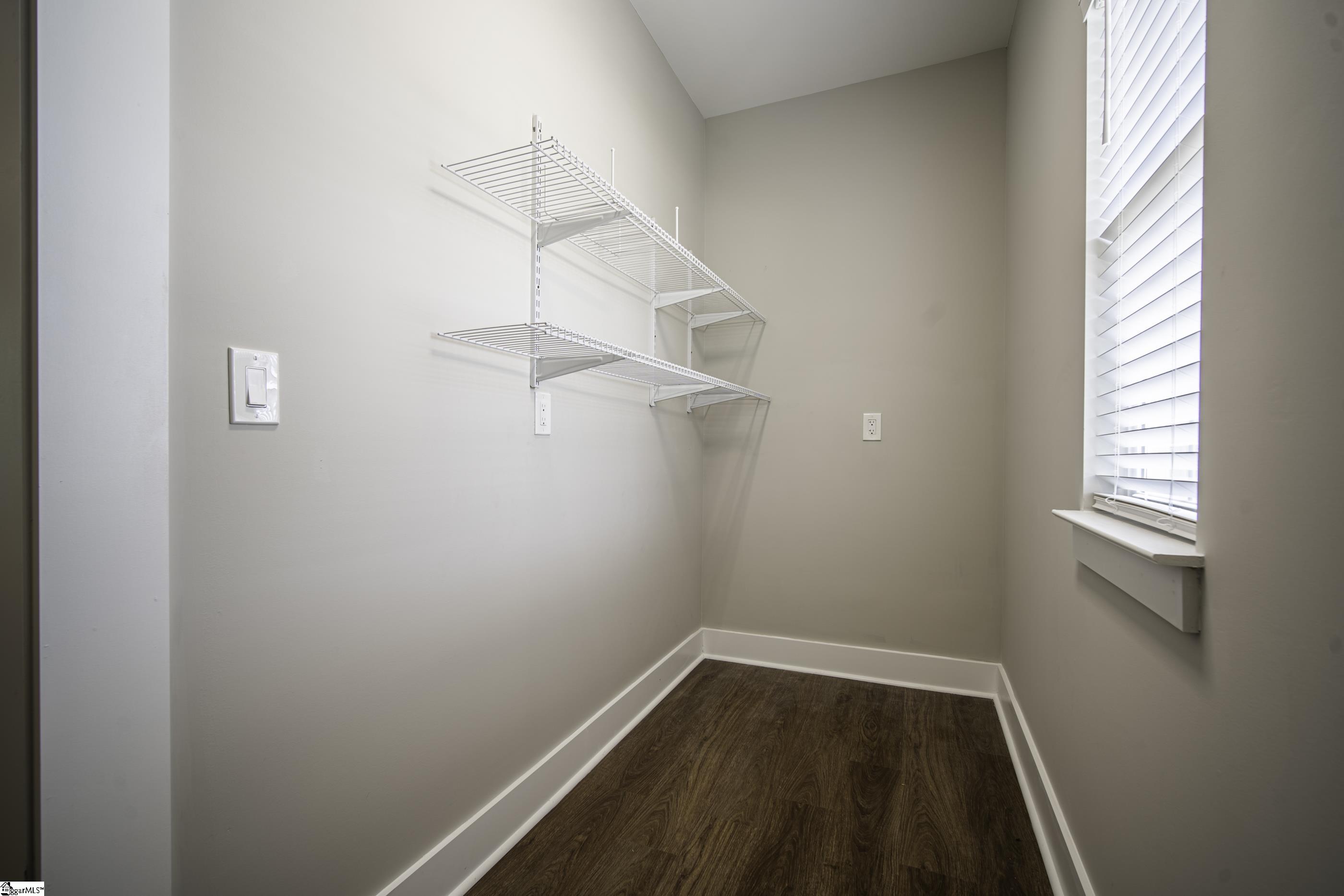 221 Wood River Way Property Photo 16