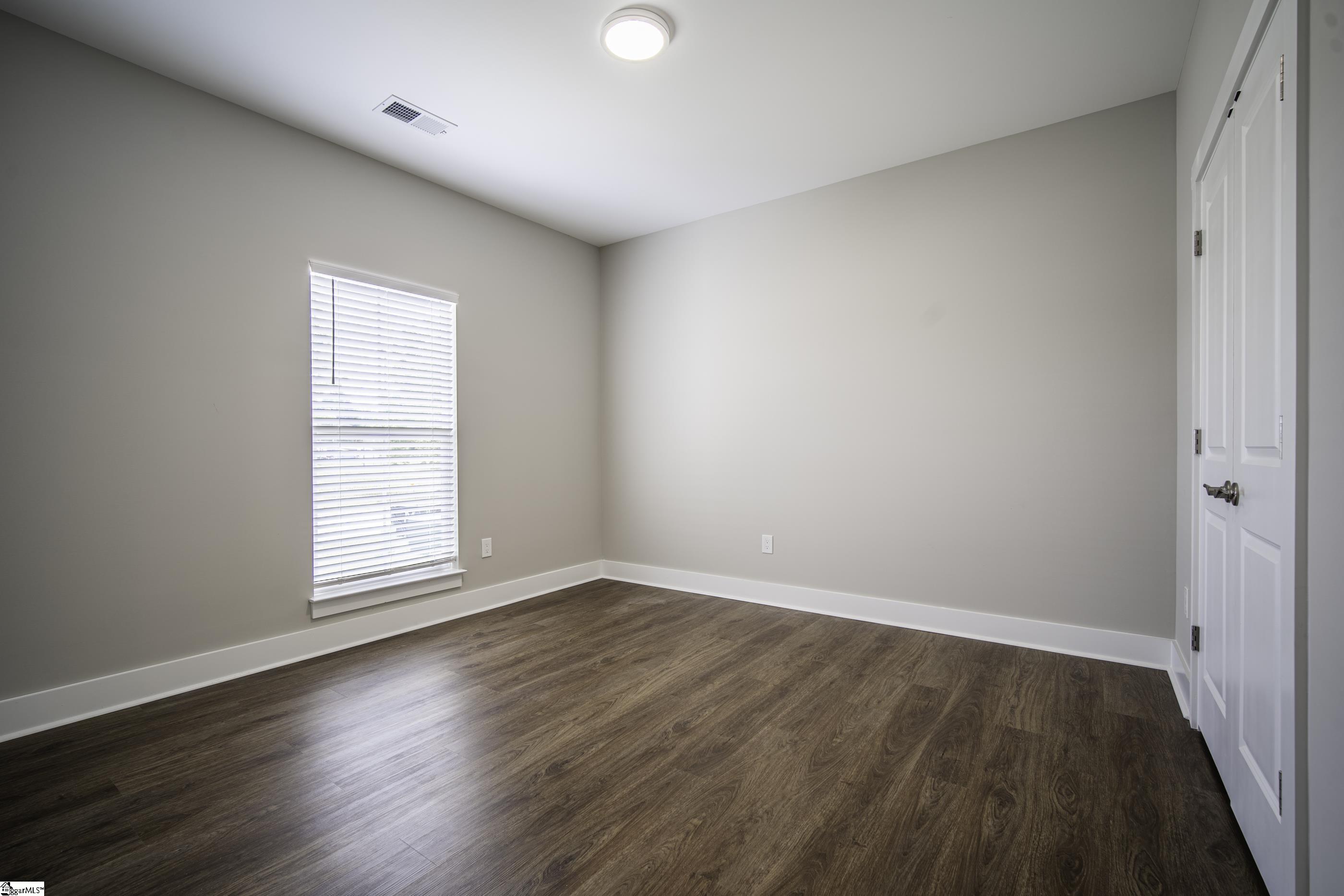 221 Wood River Way Property Photo 23
