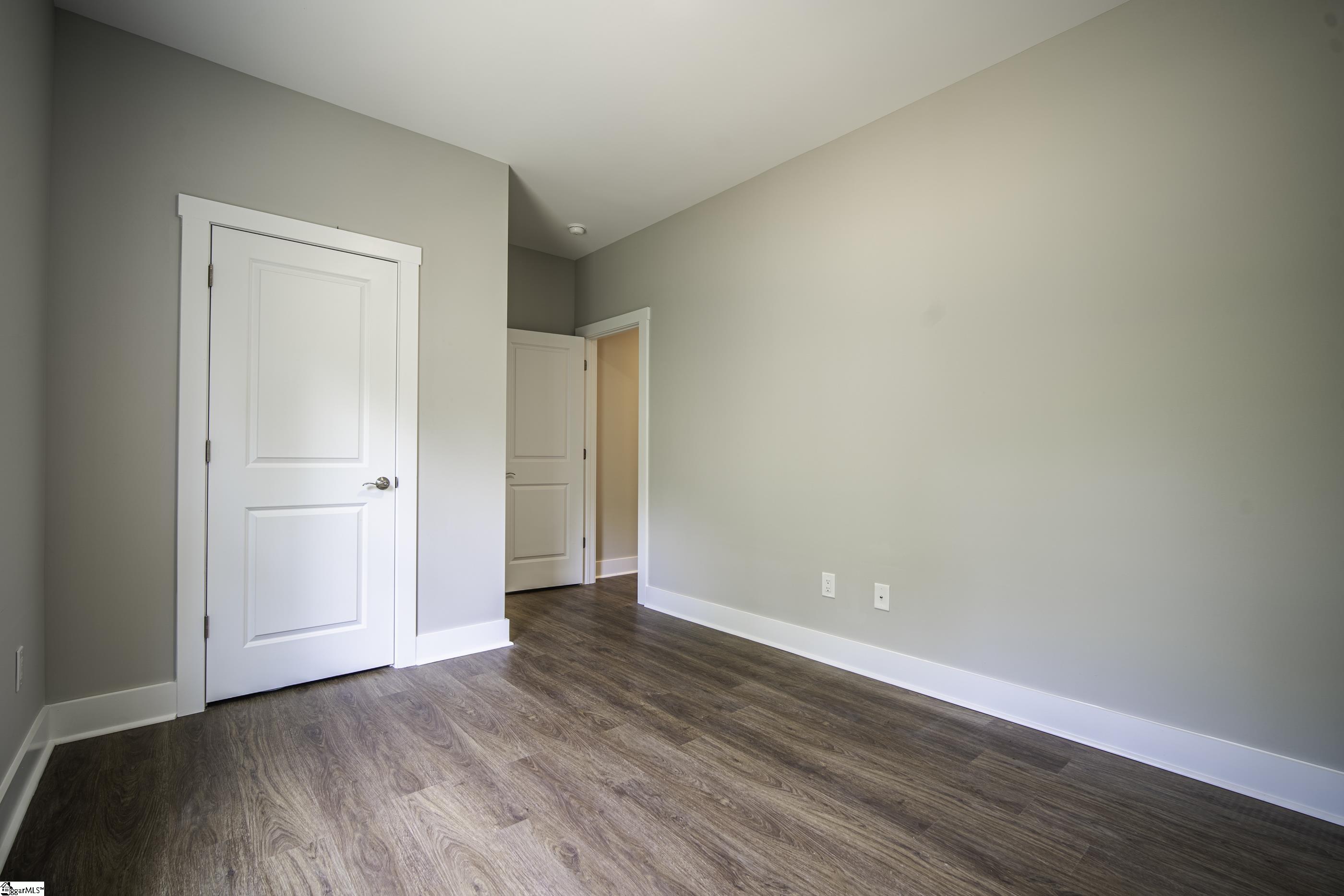 221 Wood River Way Property Photo 26