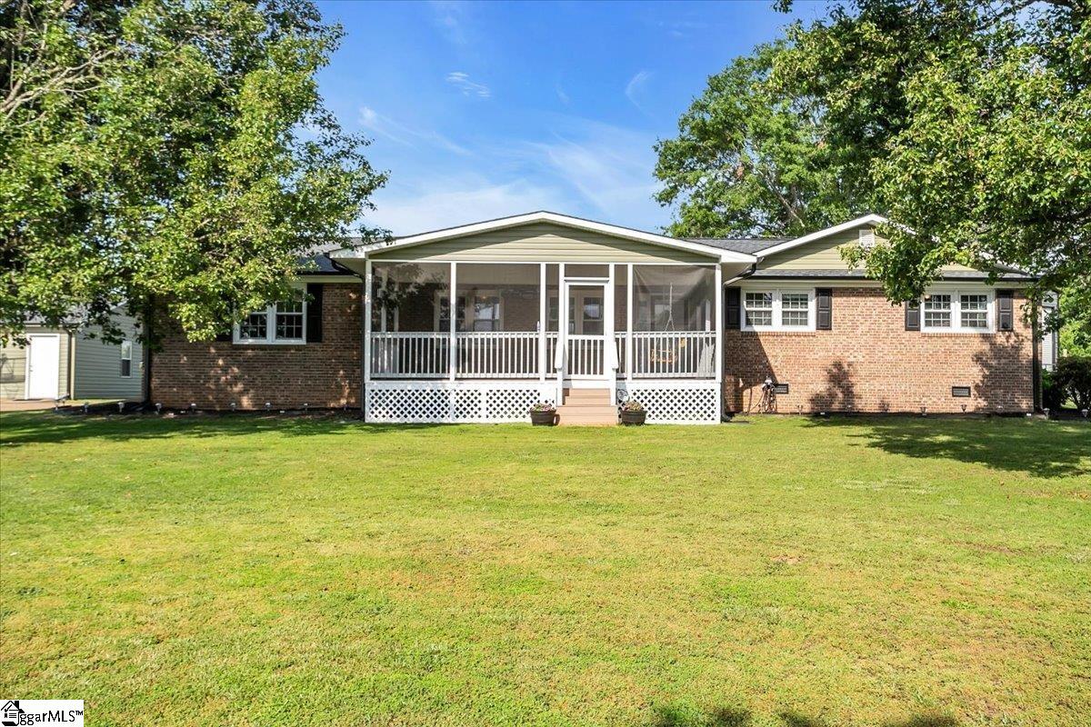 202 Club Road Property Photo 2