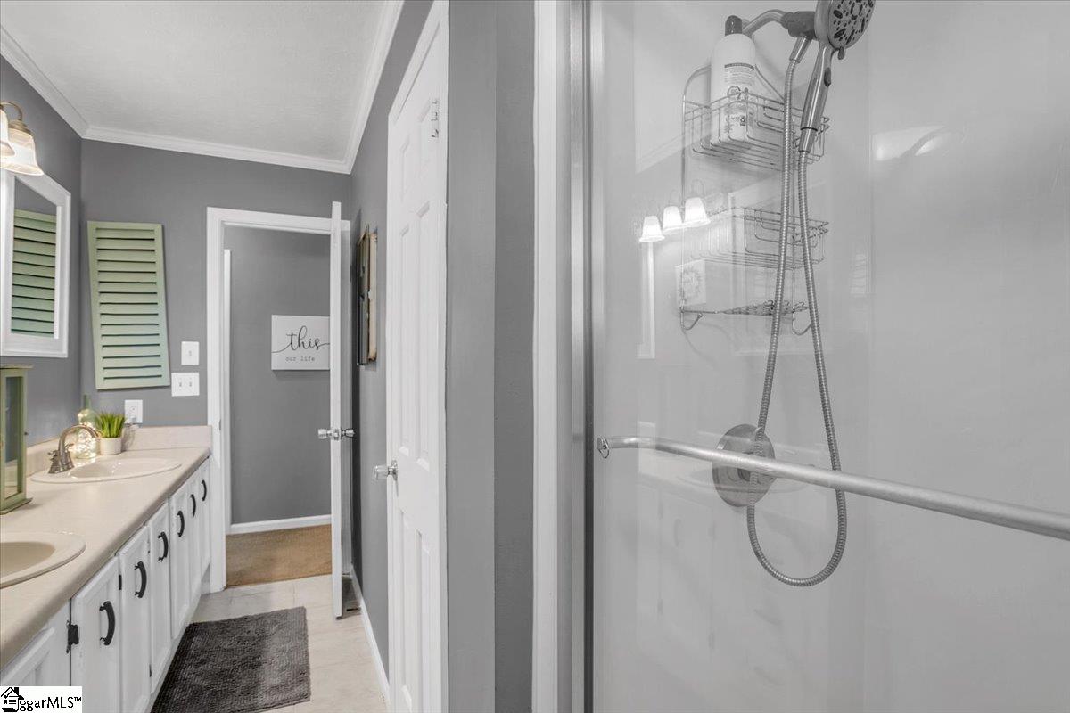 202 Club Road Property Photo 28