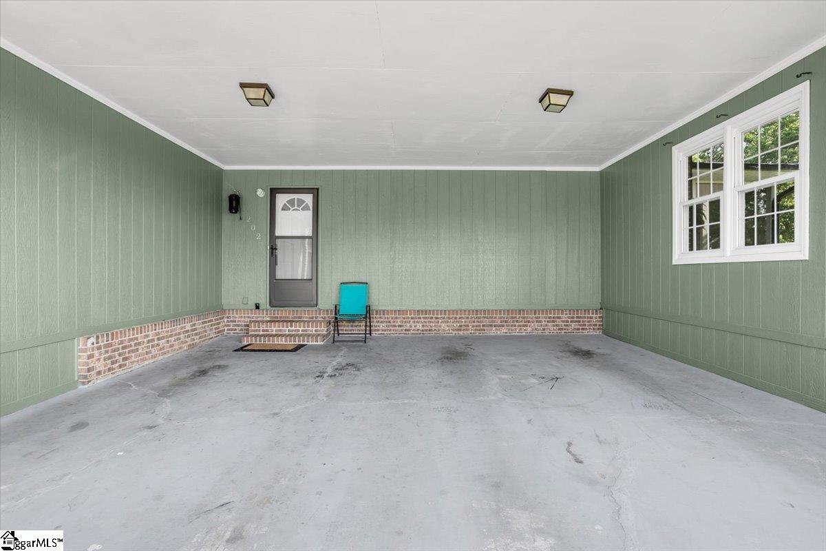 202 Club Road Property Photo 34
