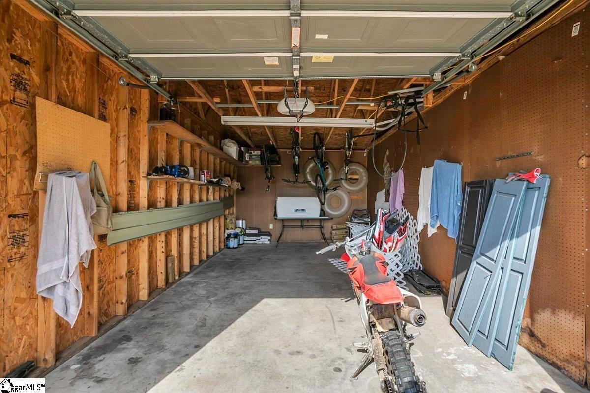 202 Club Road Property Photo 37