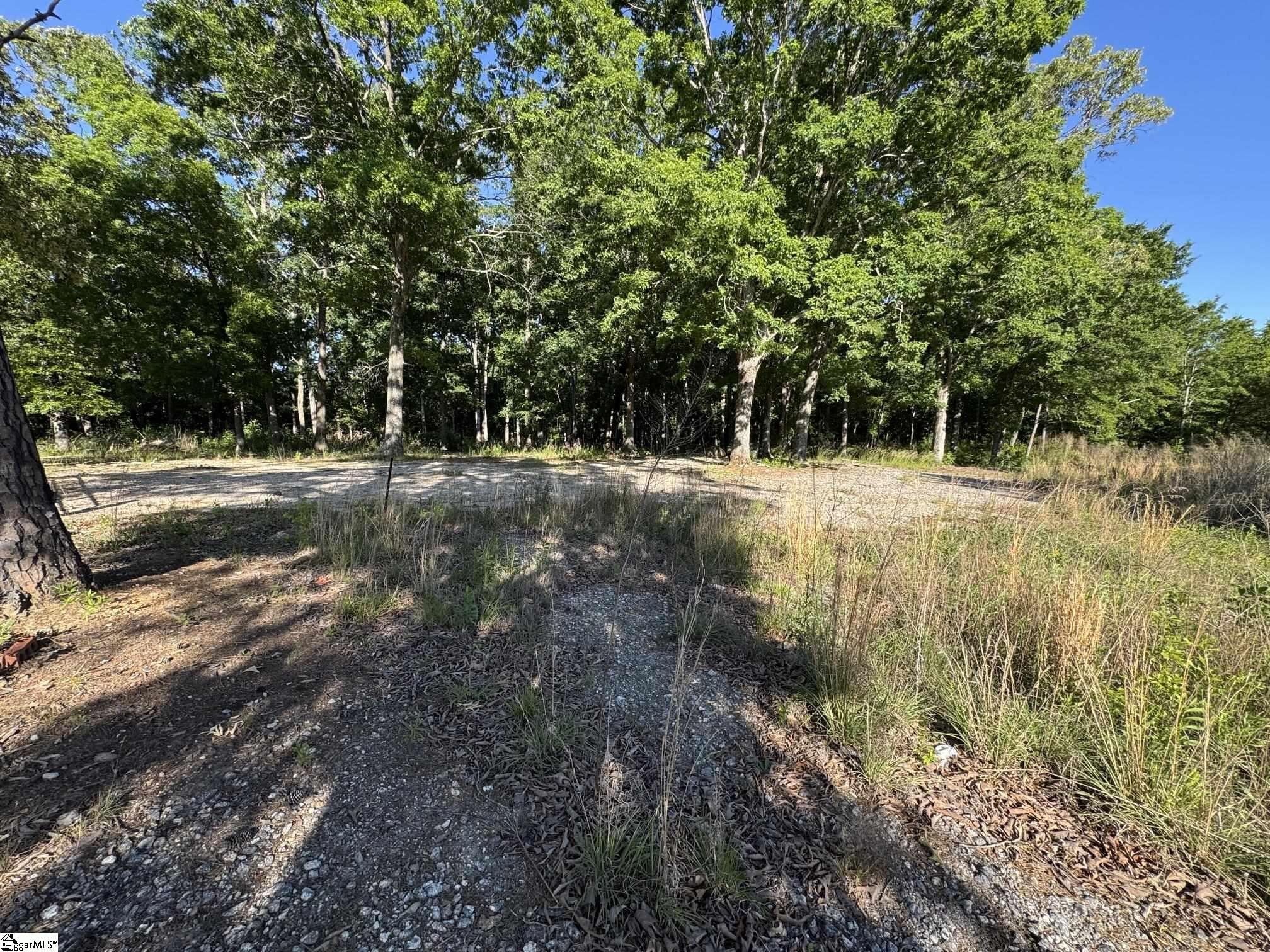 3759 417 Highway Property Photo 1
