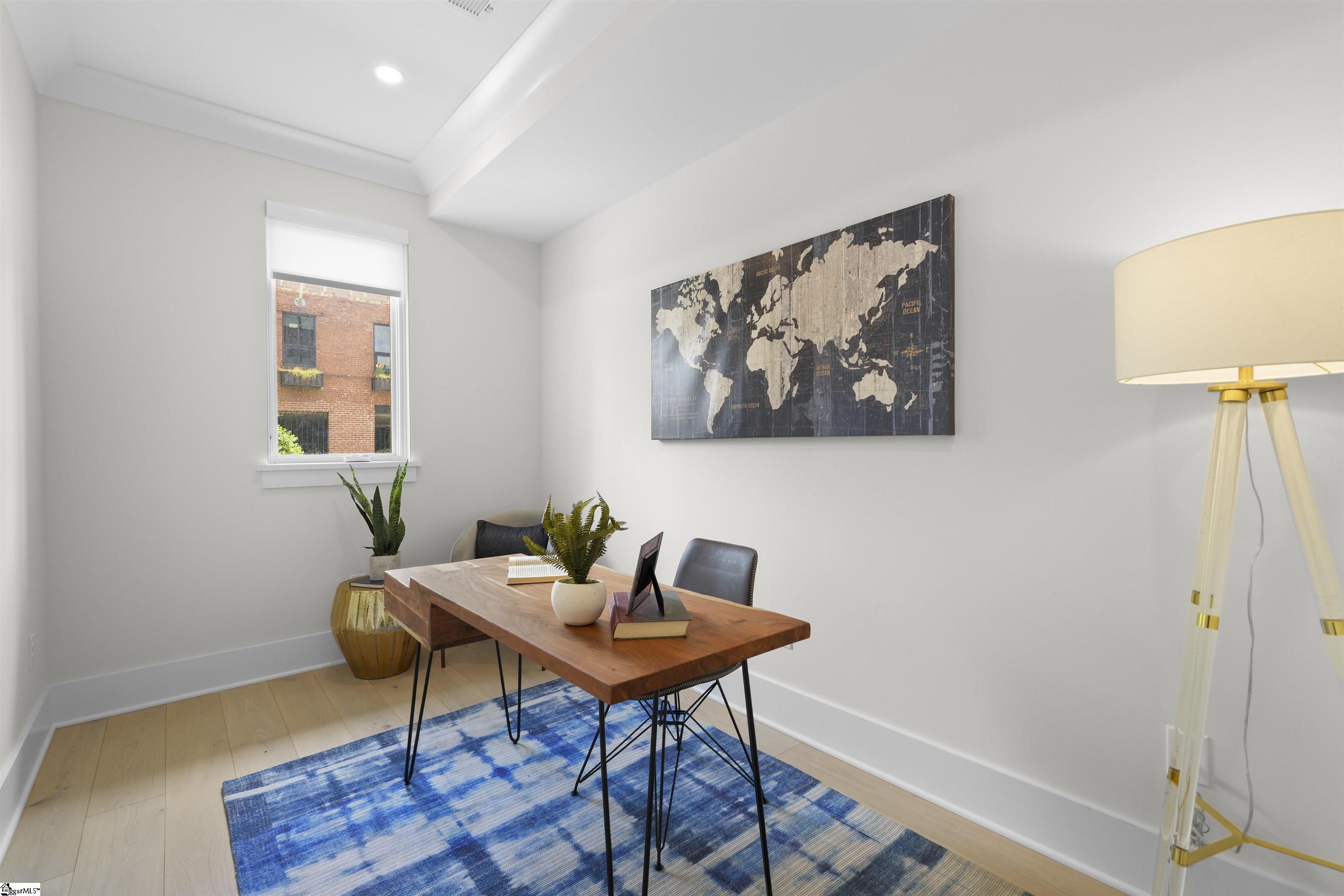 242 Rhett Street Property Photo 6