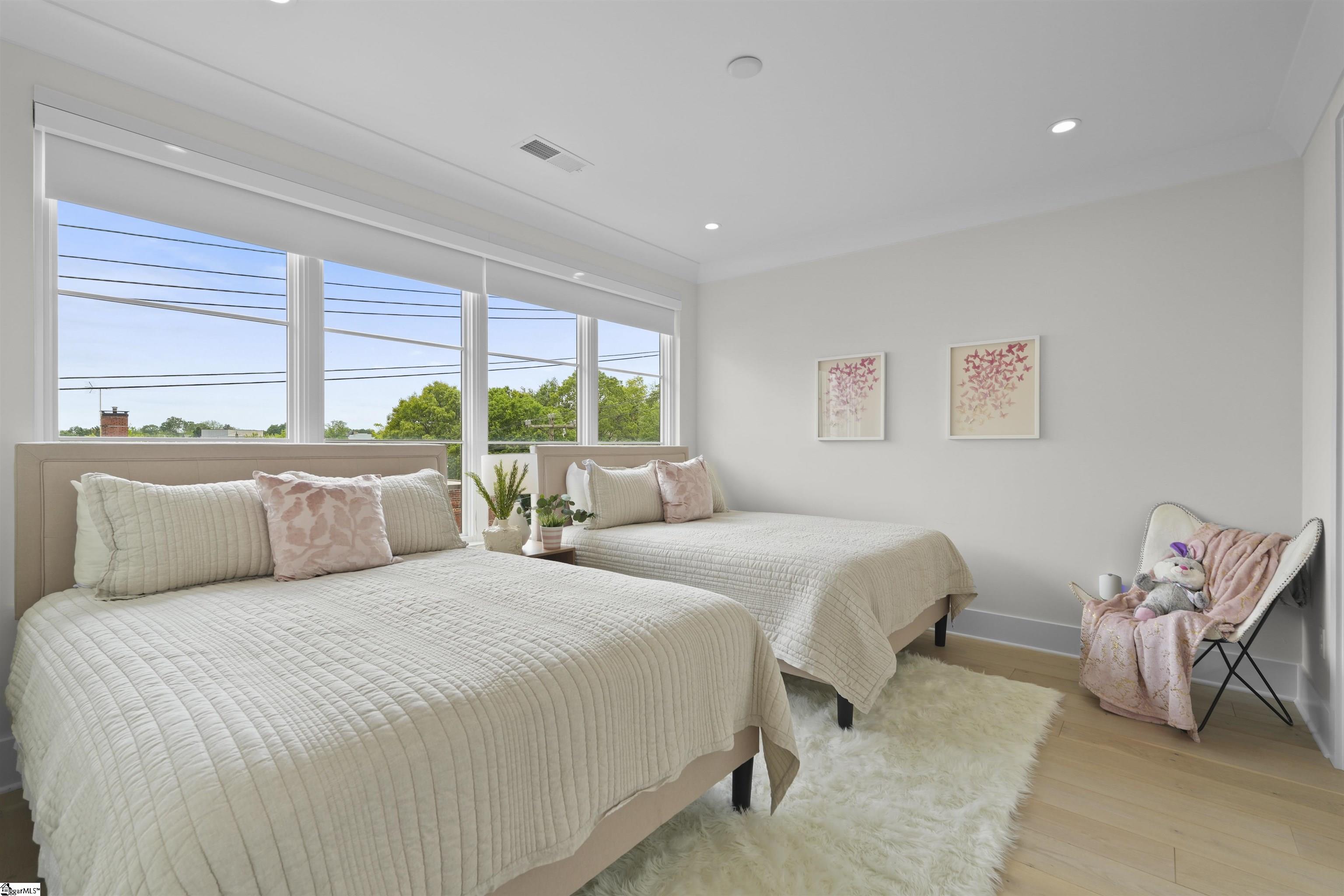 242 Rhett Street Property Photo 19