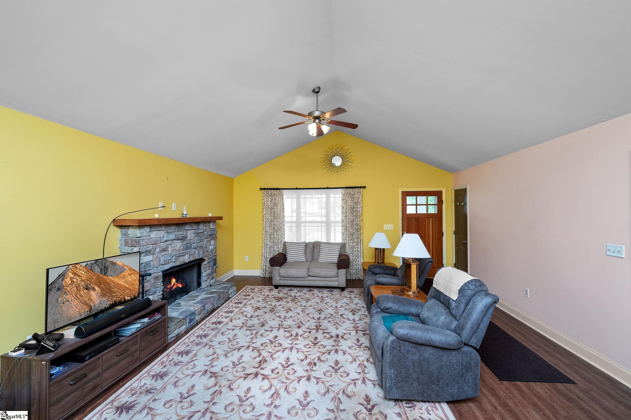 618 Fawn Branch Trail Property Photo 4