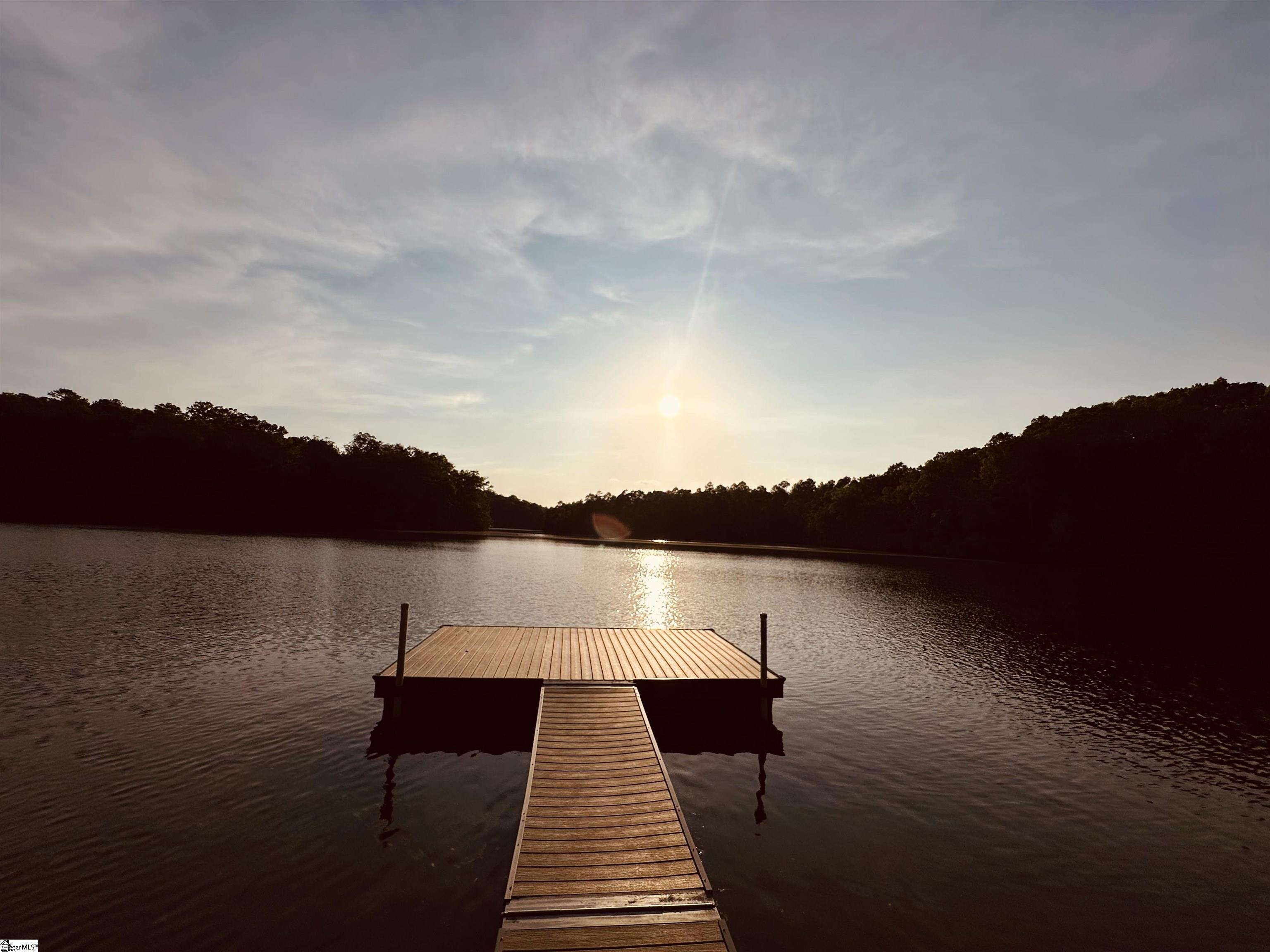 168 Lakeshore Drive Property Photo 3