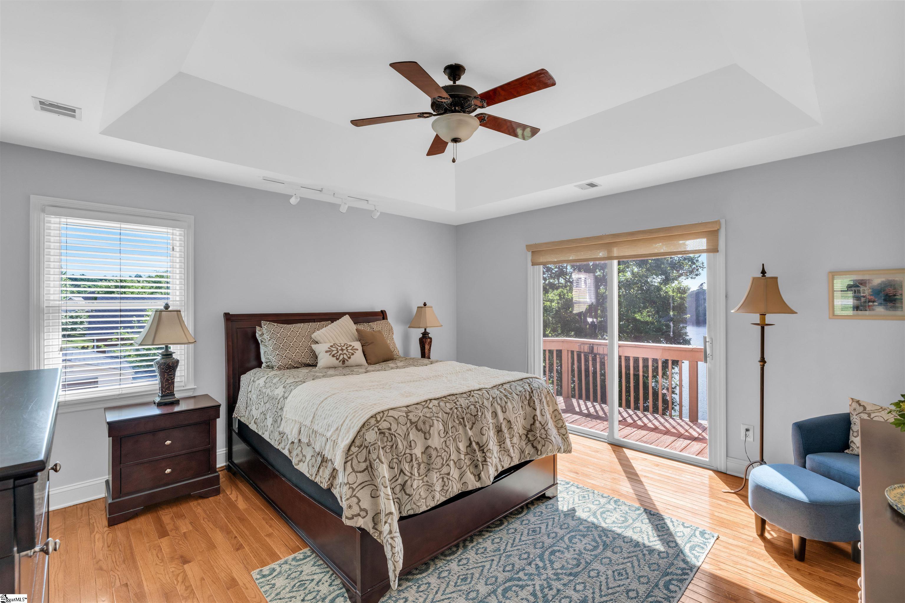 168 Lakeshore Drive Property Photo 13