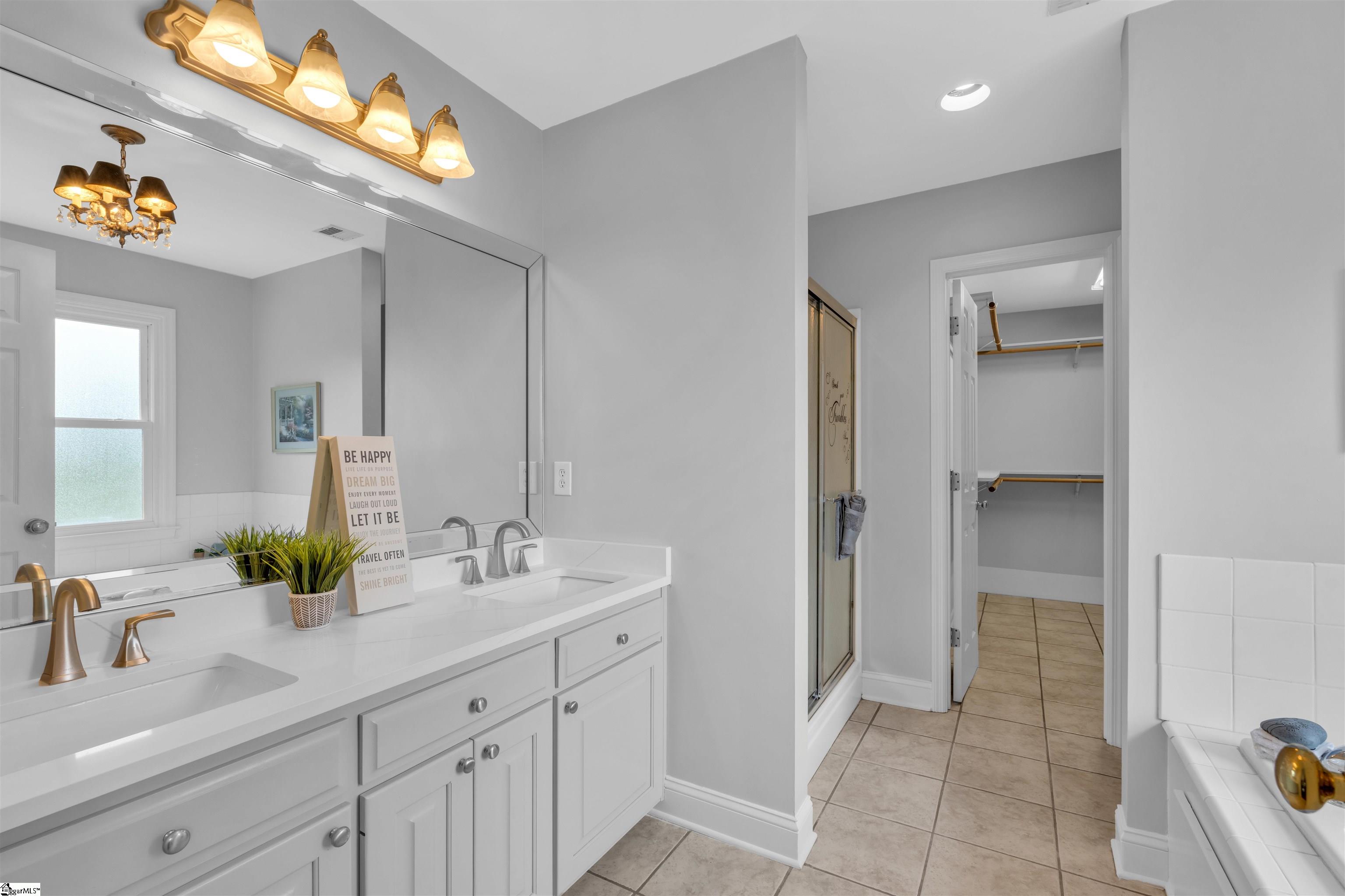 168 Lakeshore Drive Property Photo 14
