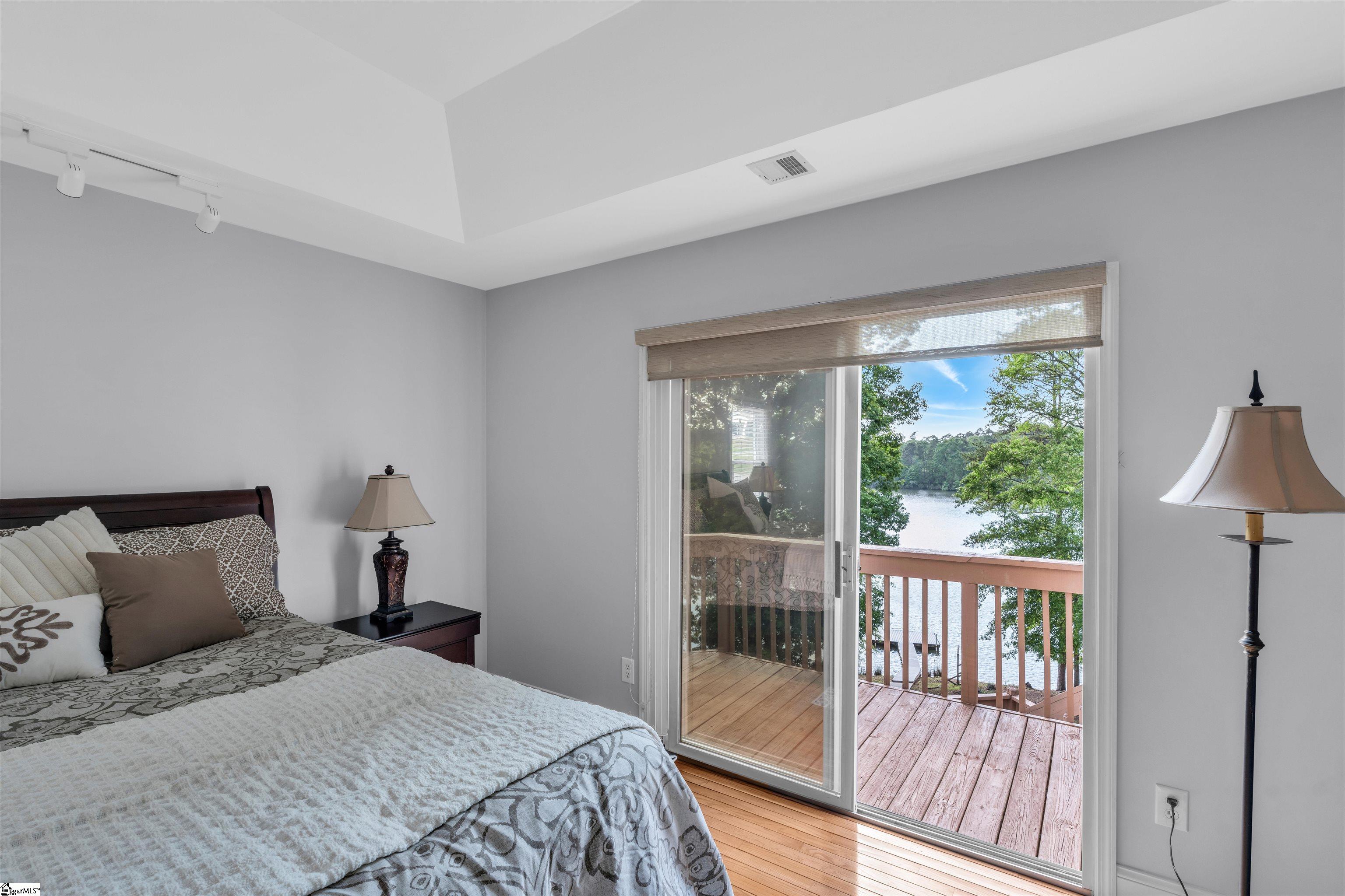 168 Lakeshore Drive Property Photo 20