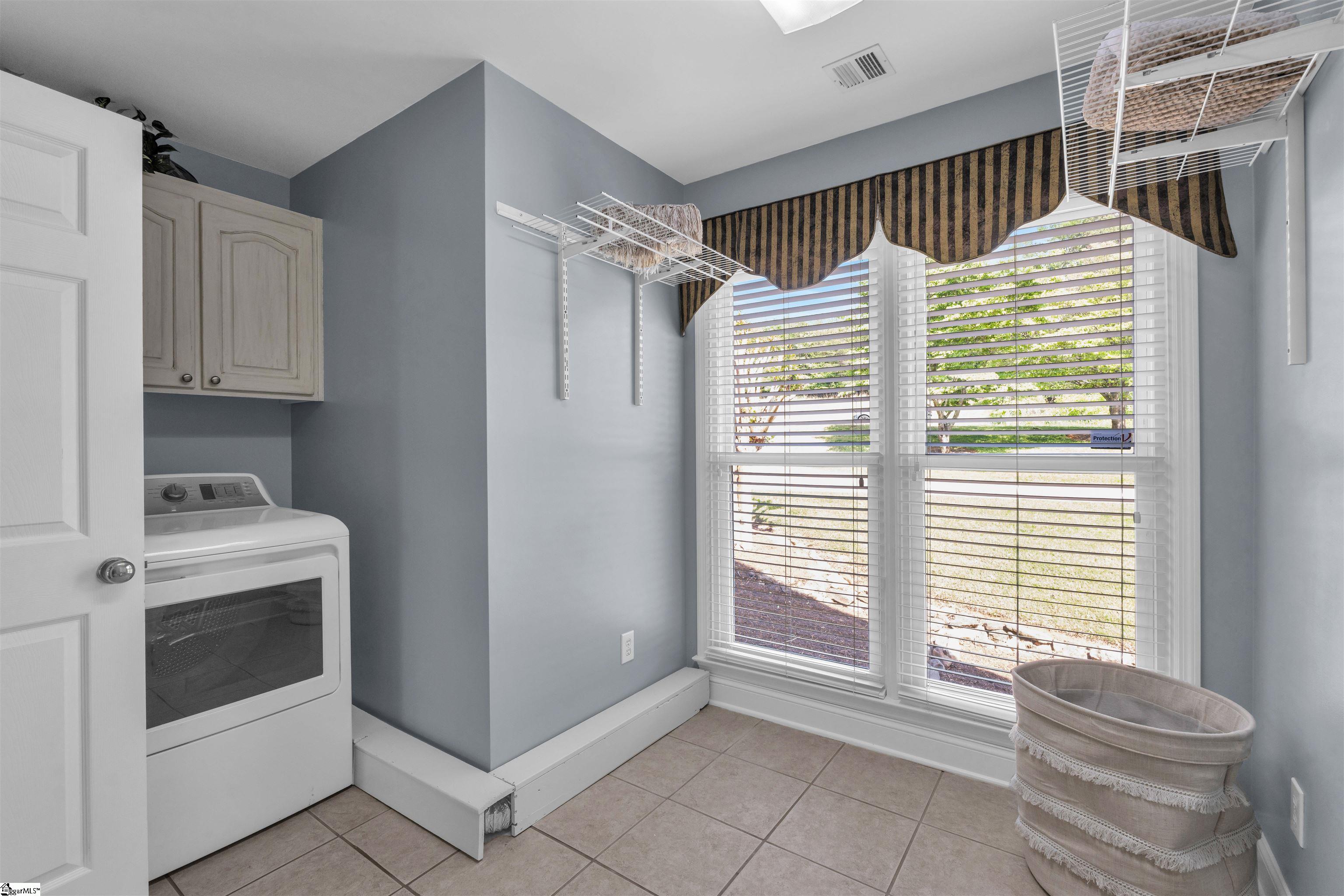 168 Lakeshore Drive Property Photo 22
