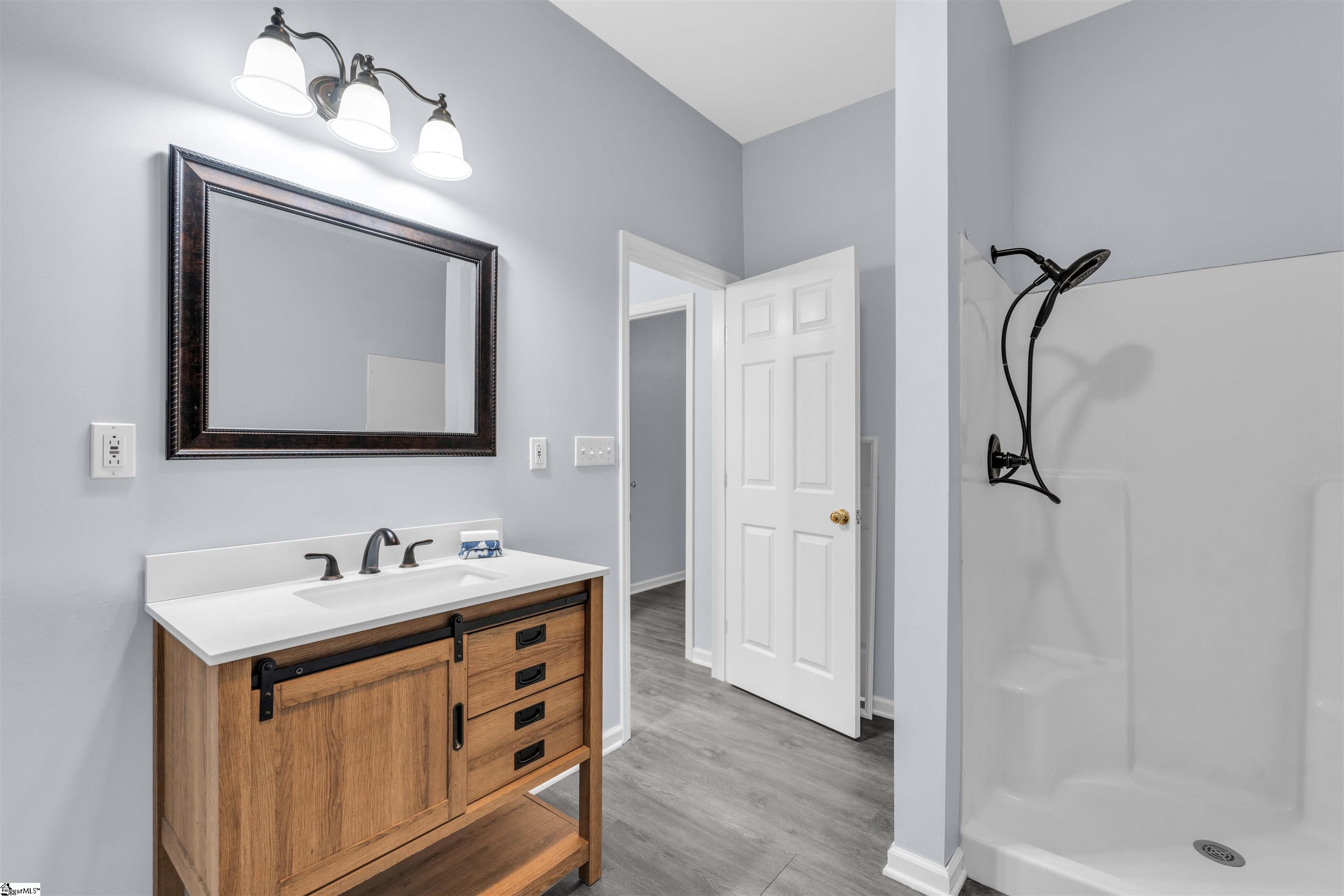 168 Lakeshore Drive Property Photo 29