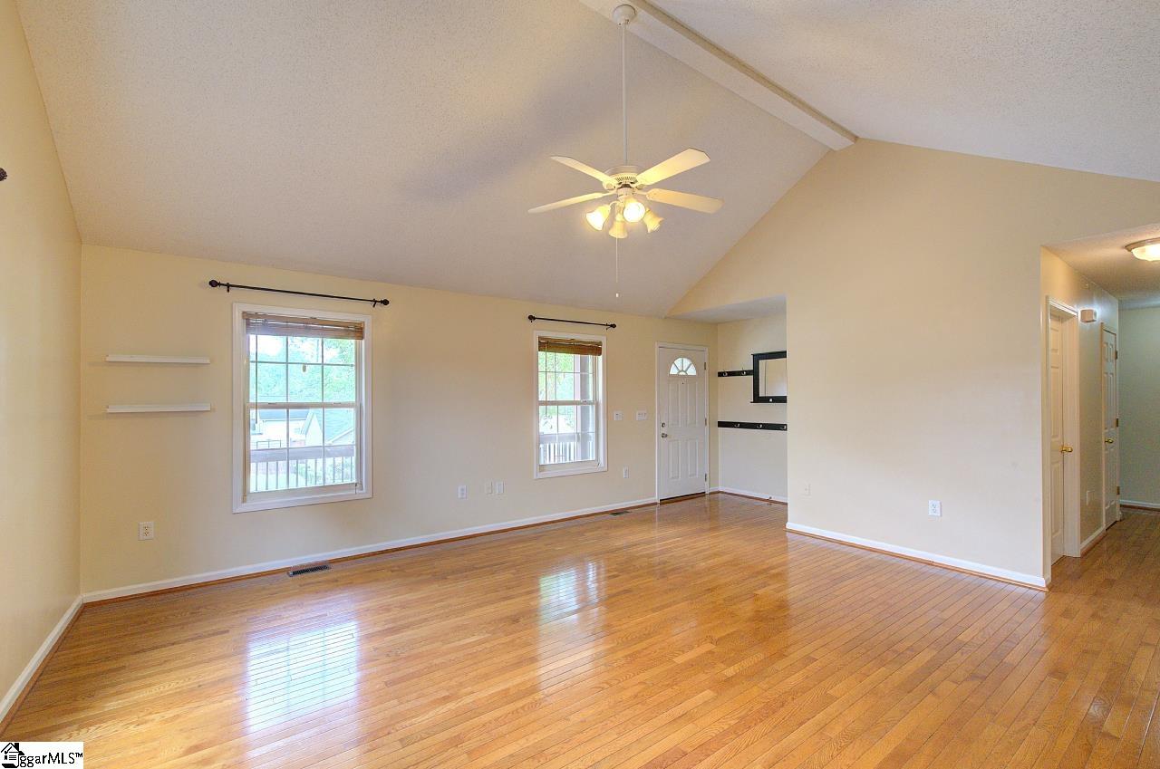 602 Habersham Lane Property Photo 4